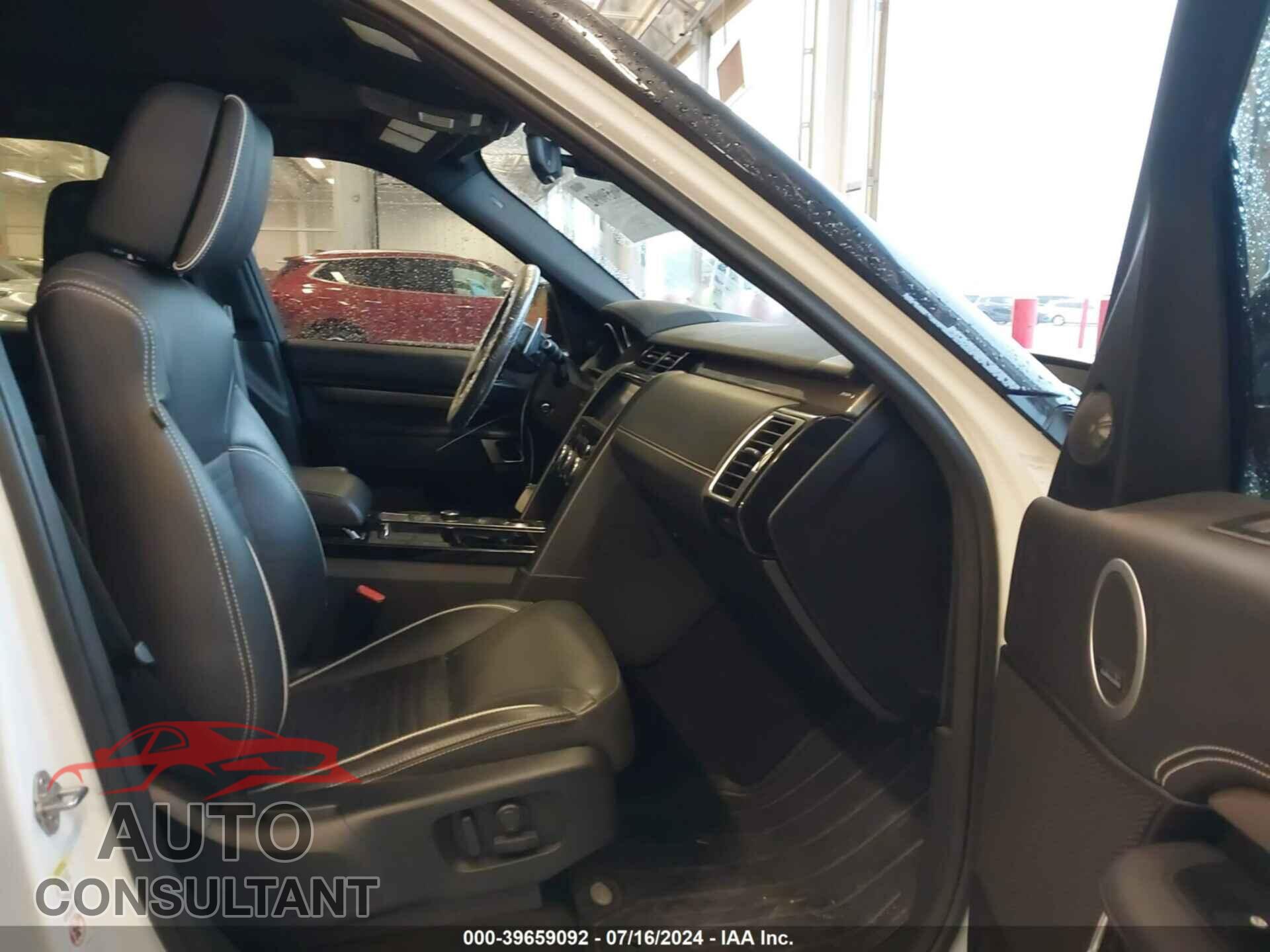 LAND ROVER DISCOVERY 2017 - SALRHBBV7HA046511