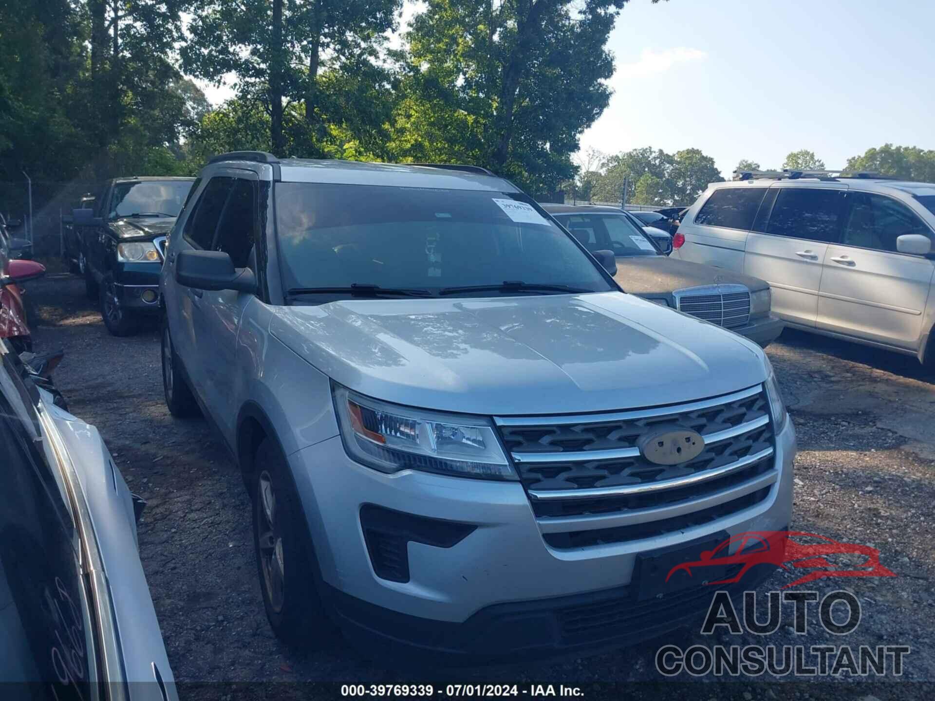 FORD EXPLORER 2018 - 1FM5K7B82JGA58871