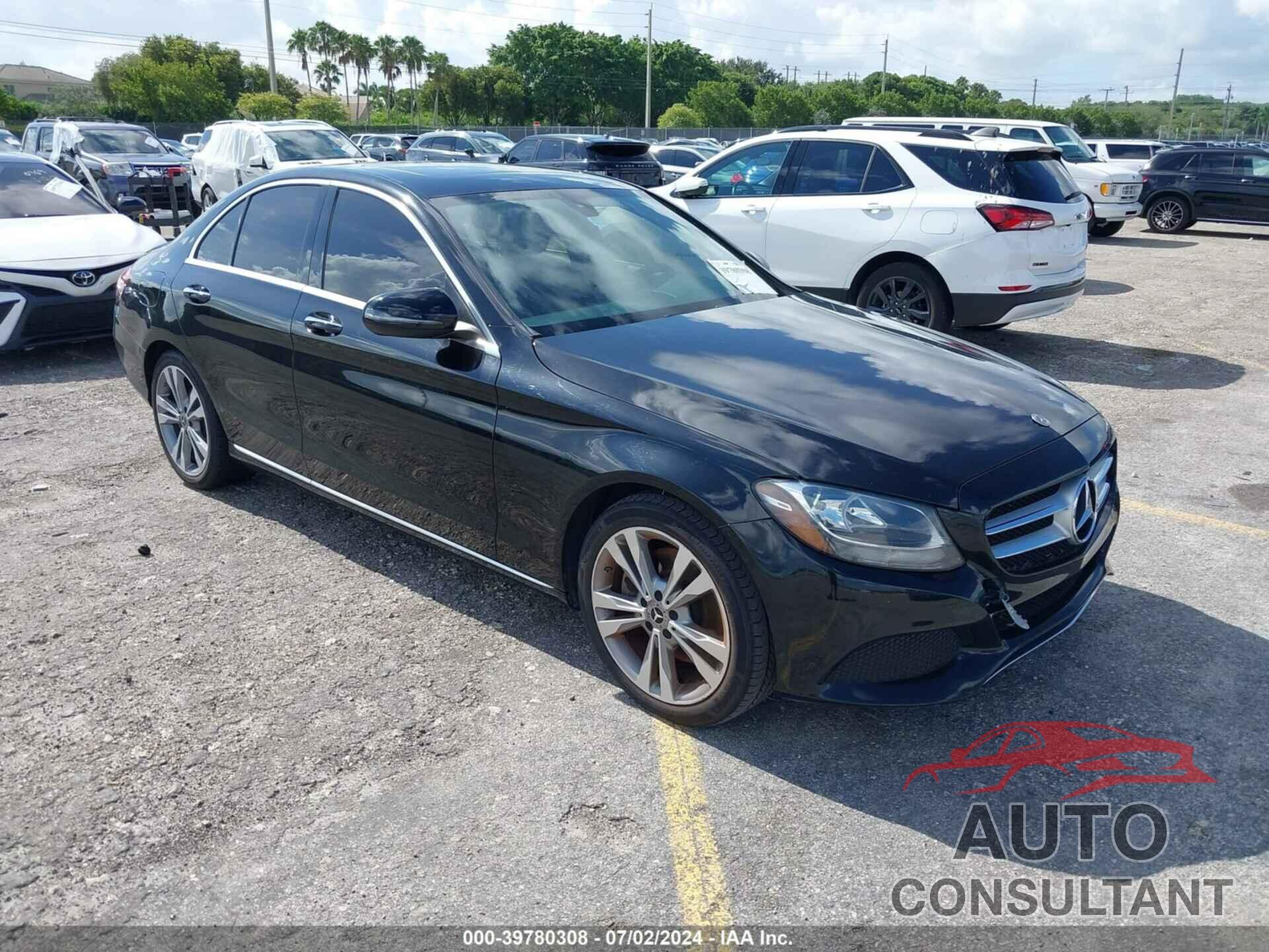 MERCEDES-BENZ C 300 2018 - 55SWF4JB2JU257033