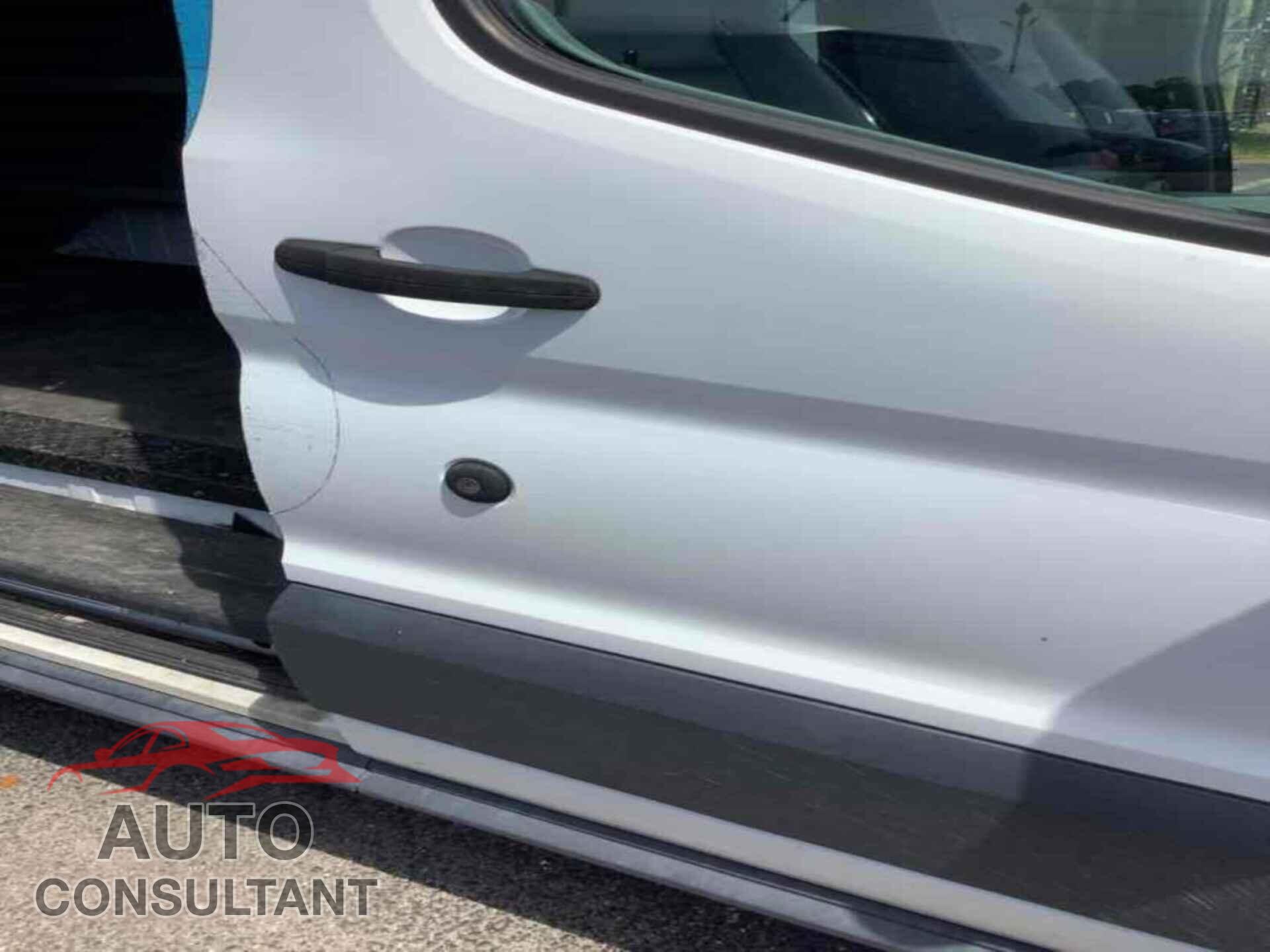 FORD TRANSIT 2018 - 1FTYE1CM3JKB31079