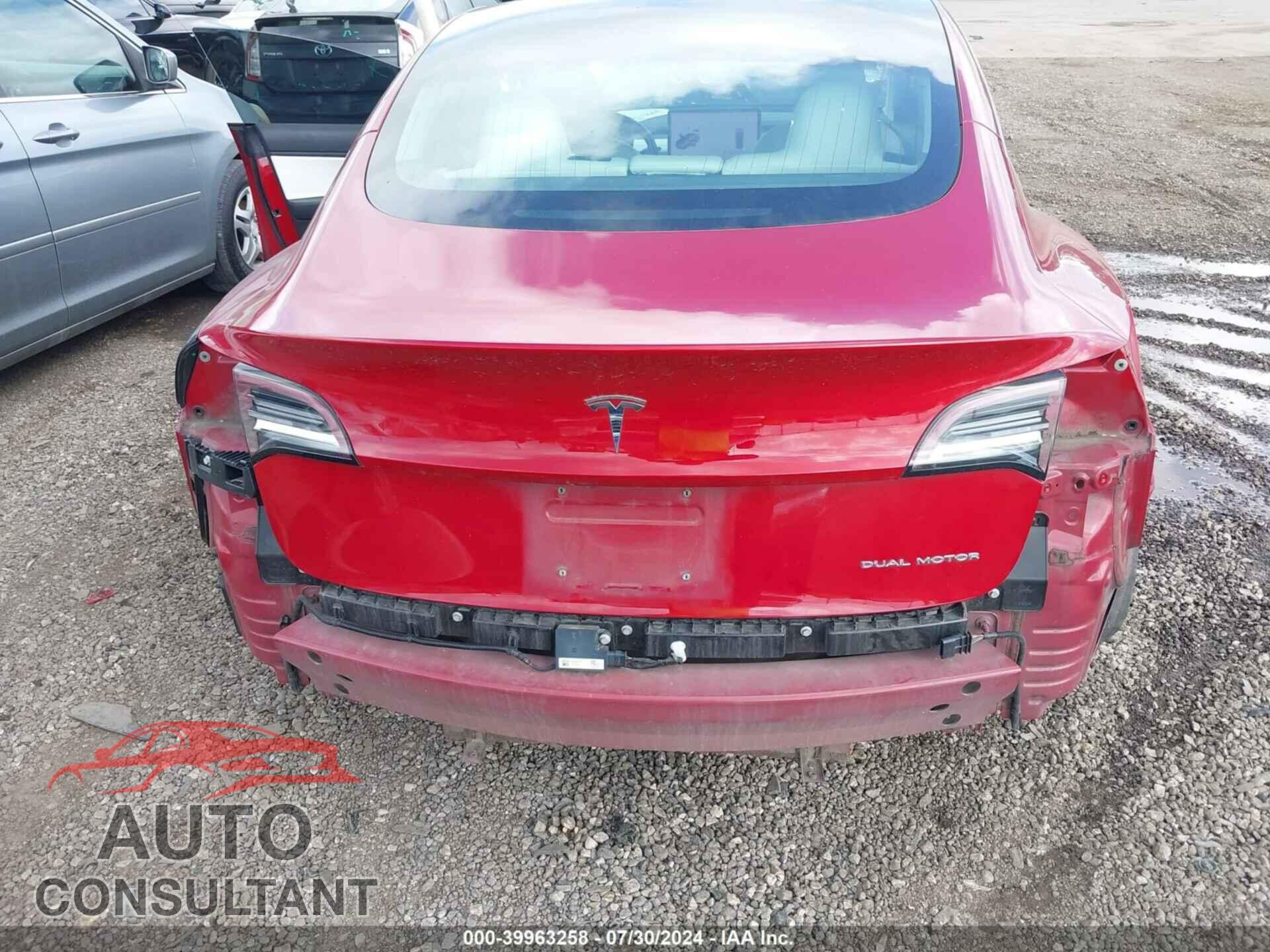 TESLA MODEL 3 2018 - 5YJ3E1EBXJF099718