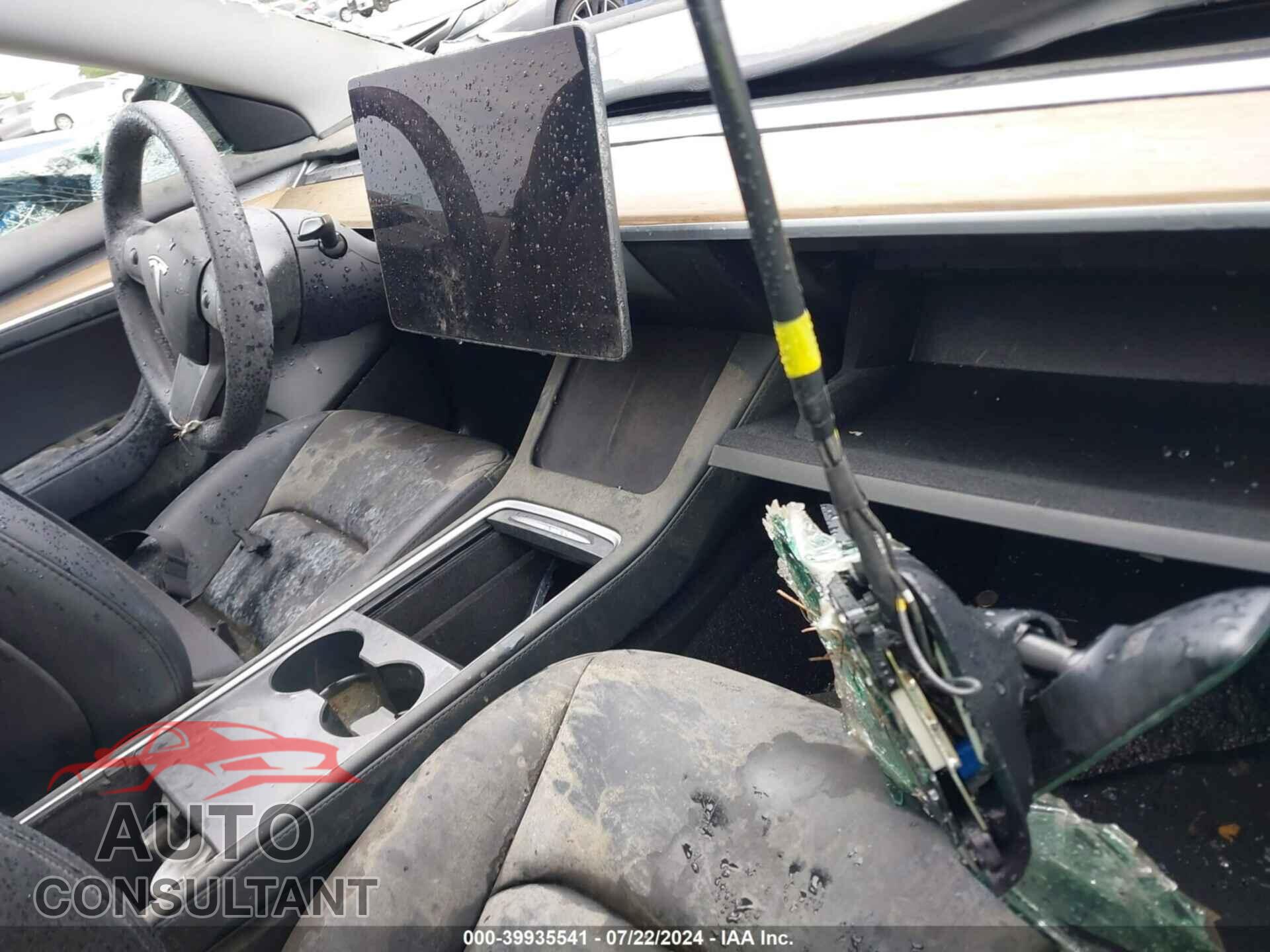 TESLA MODEL 3 2023 - 5YJ3E1EA9PF406862