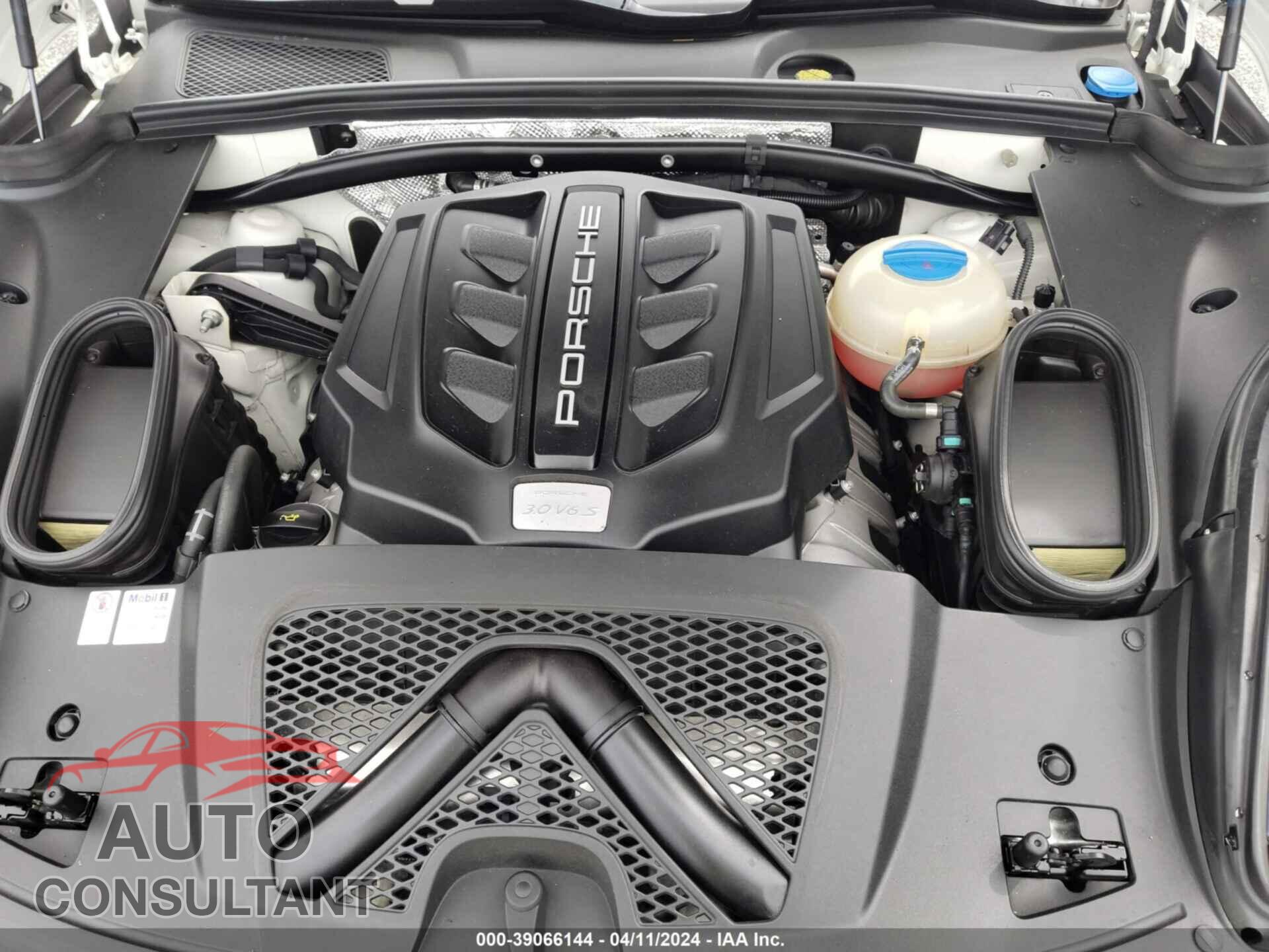 PORSCHE MACAN 2017 - WP1AB2A5XHLB18652