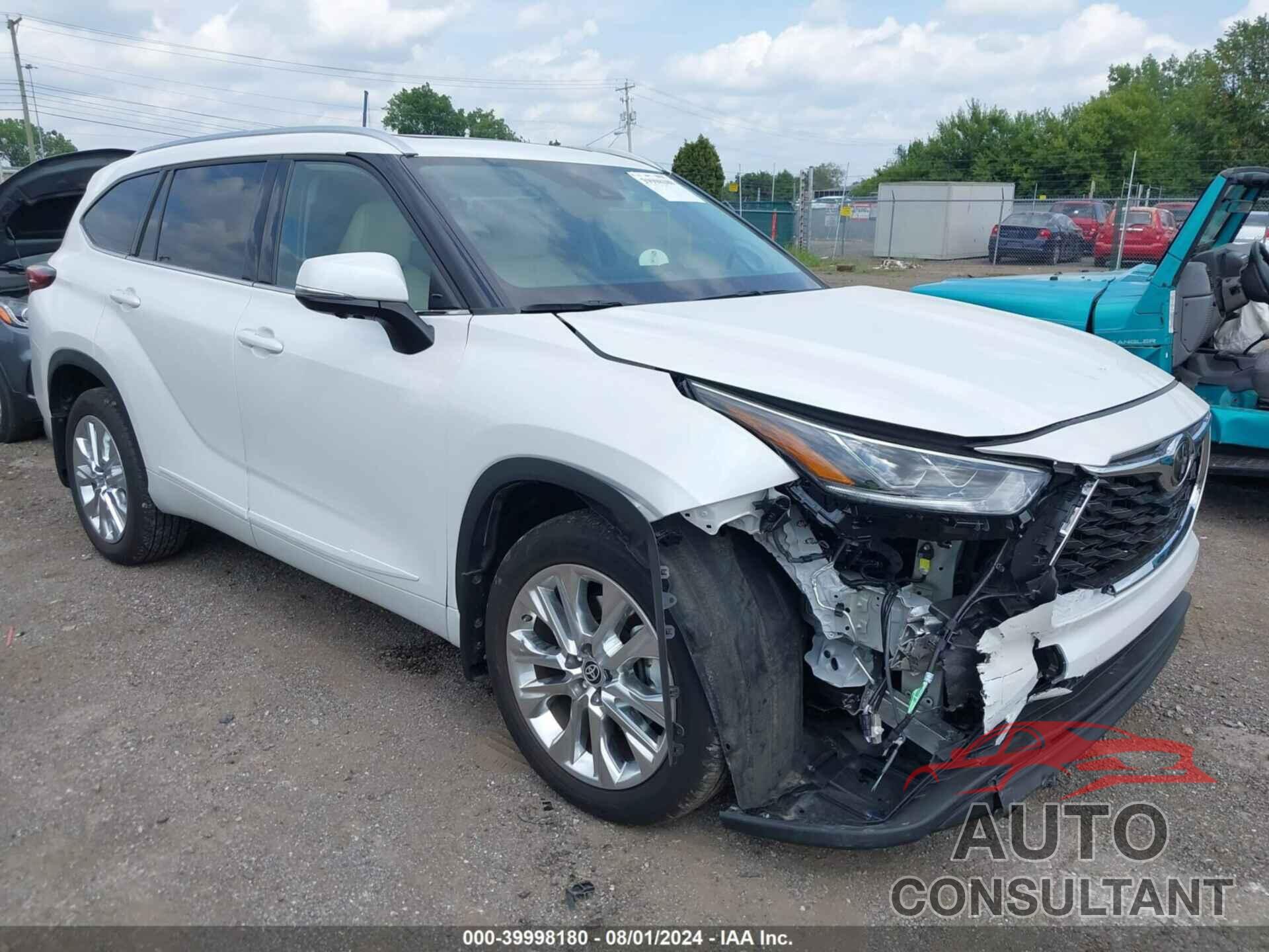 TOYOTA HIGHLANDER 2023 - 5TDKDRBH7PS033878