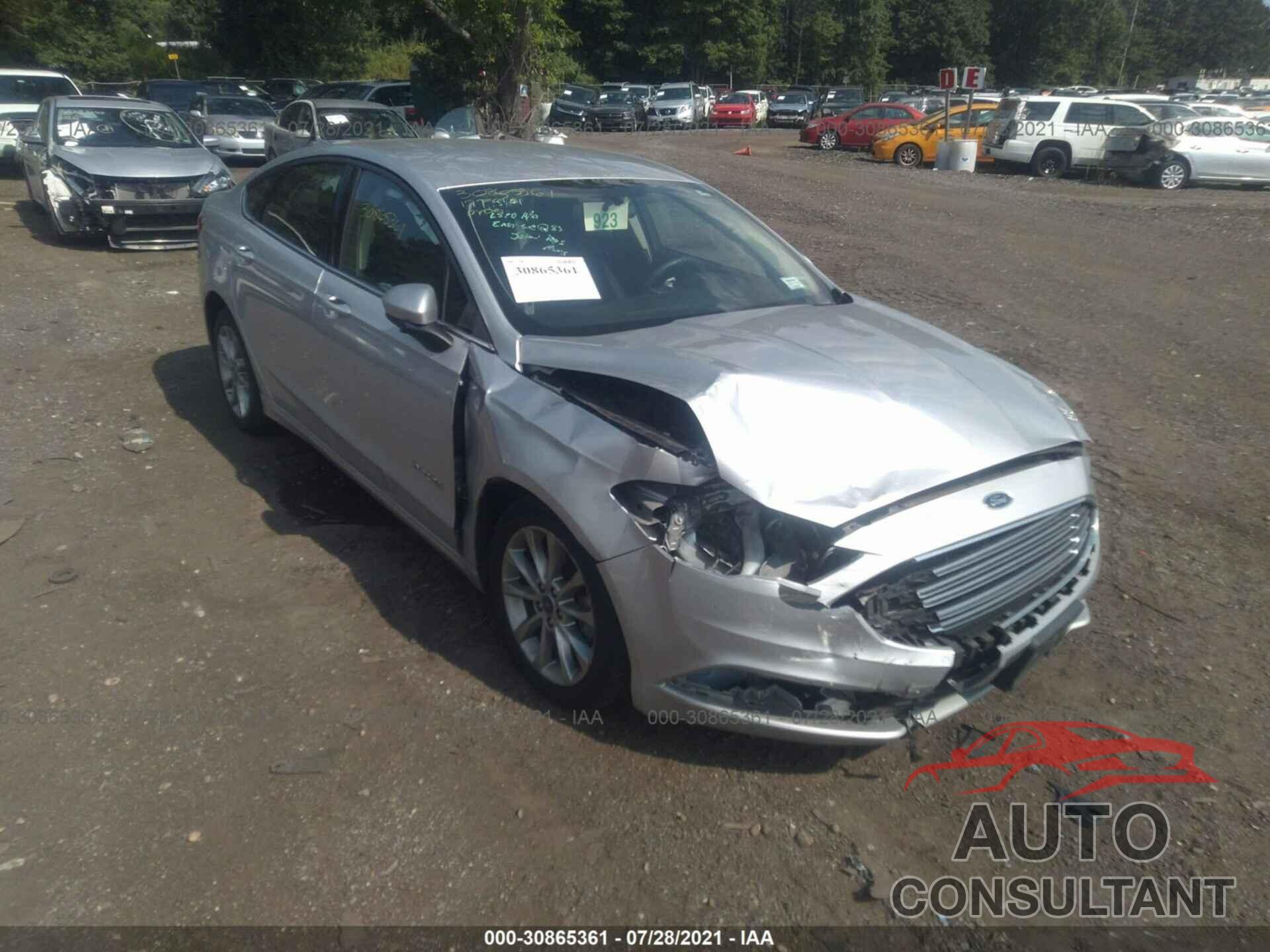 FORD FUSION 2017 - 3FA6P0LU1HR386059