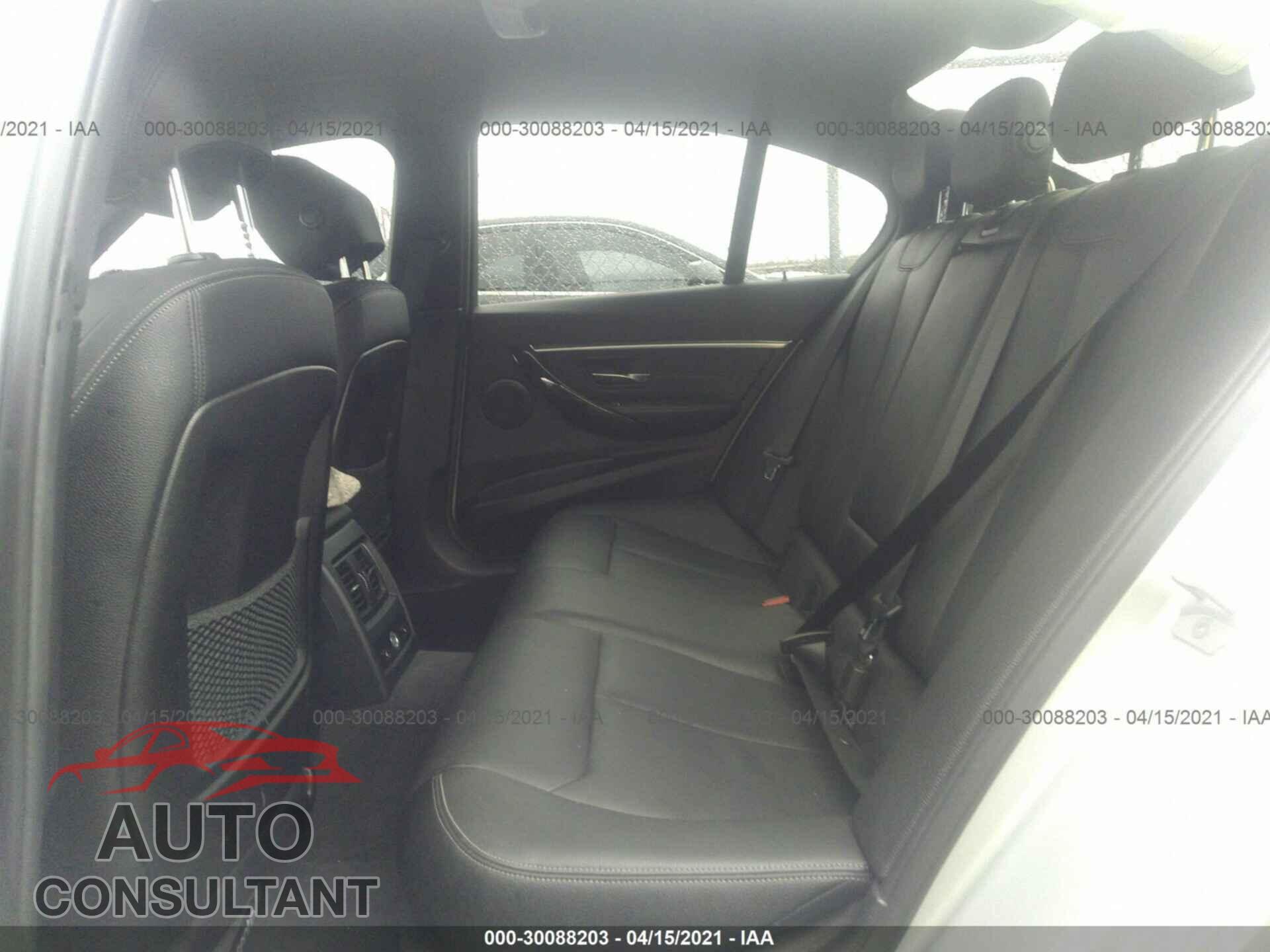 BMW 3 SERIES 2016 - WBA8E3G56GNU04244