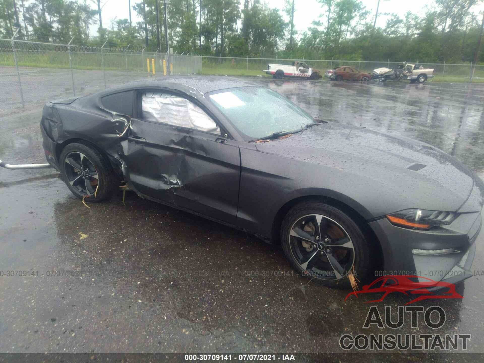 FORD MUSTANG 2018 - 1FA6P8TH2J5113156