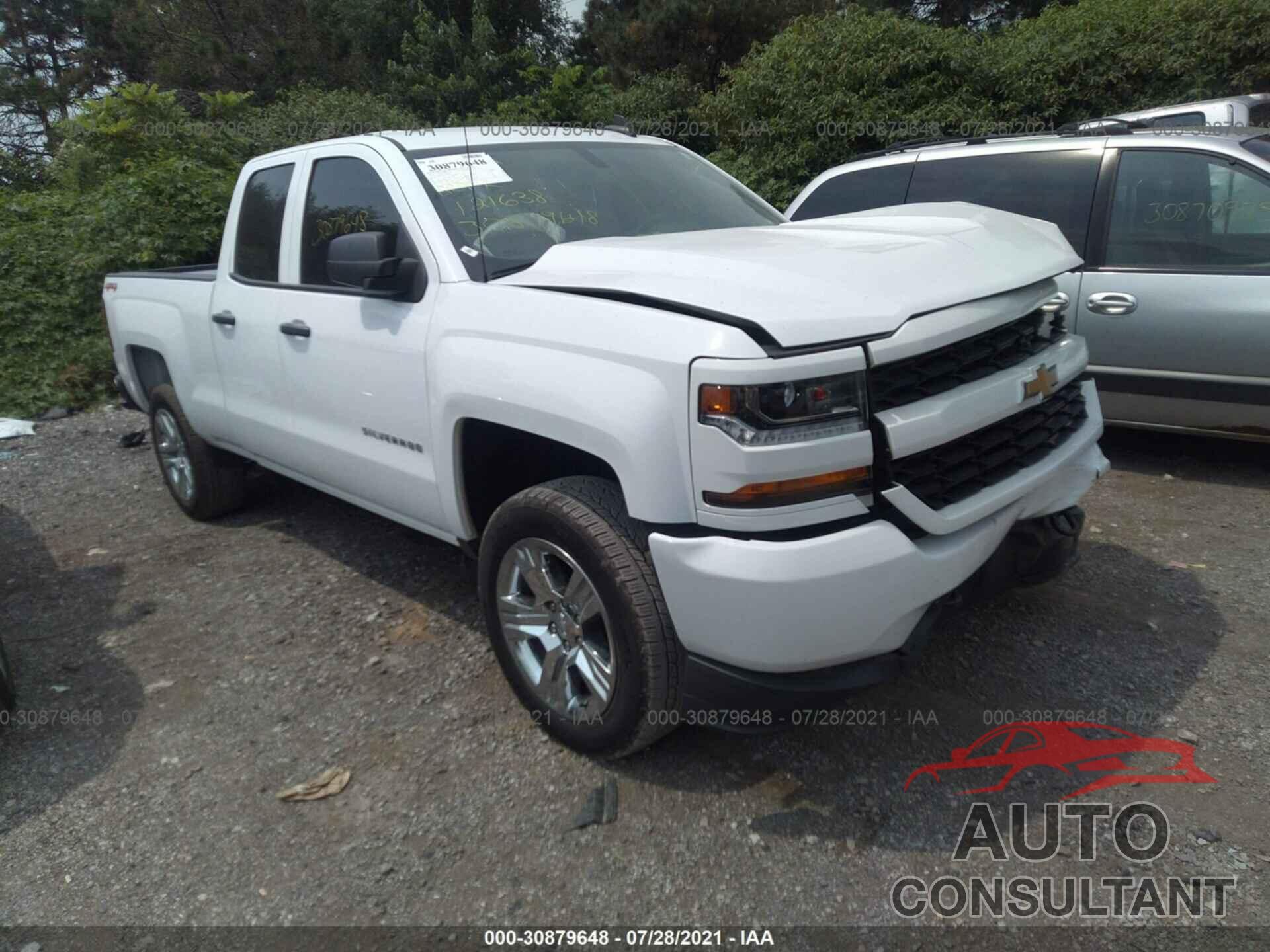 CHEVROLET SILVERADO 1500 2018 - 1GCVKPEC4JZ121638