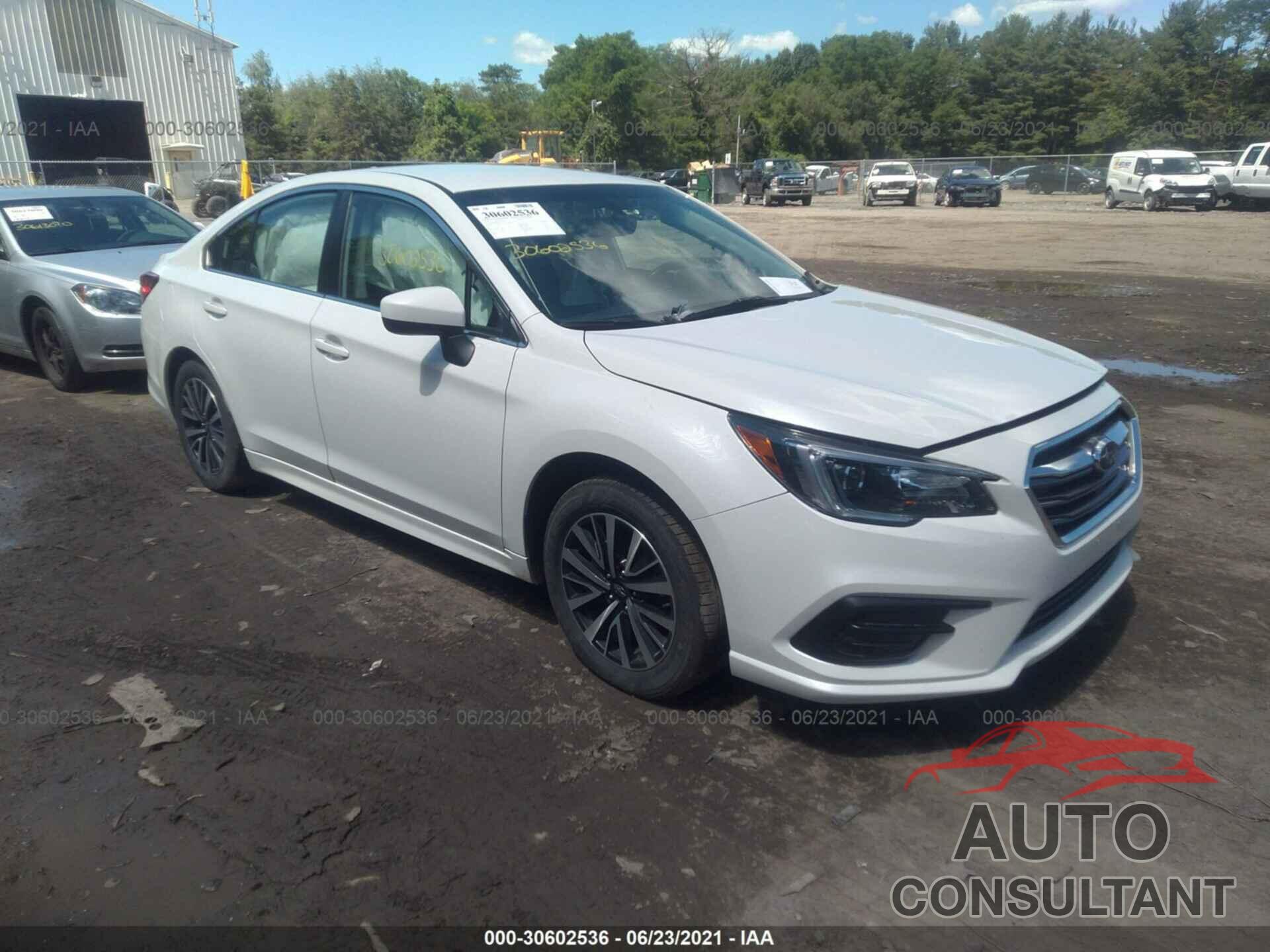 SUBARU LEGACY 2019 - 4S3BNAF63K3031188