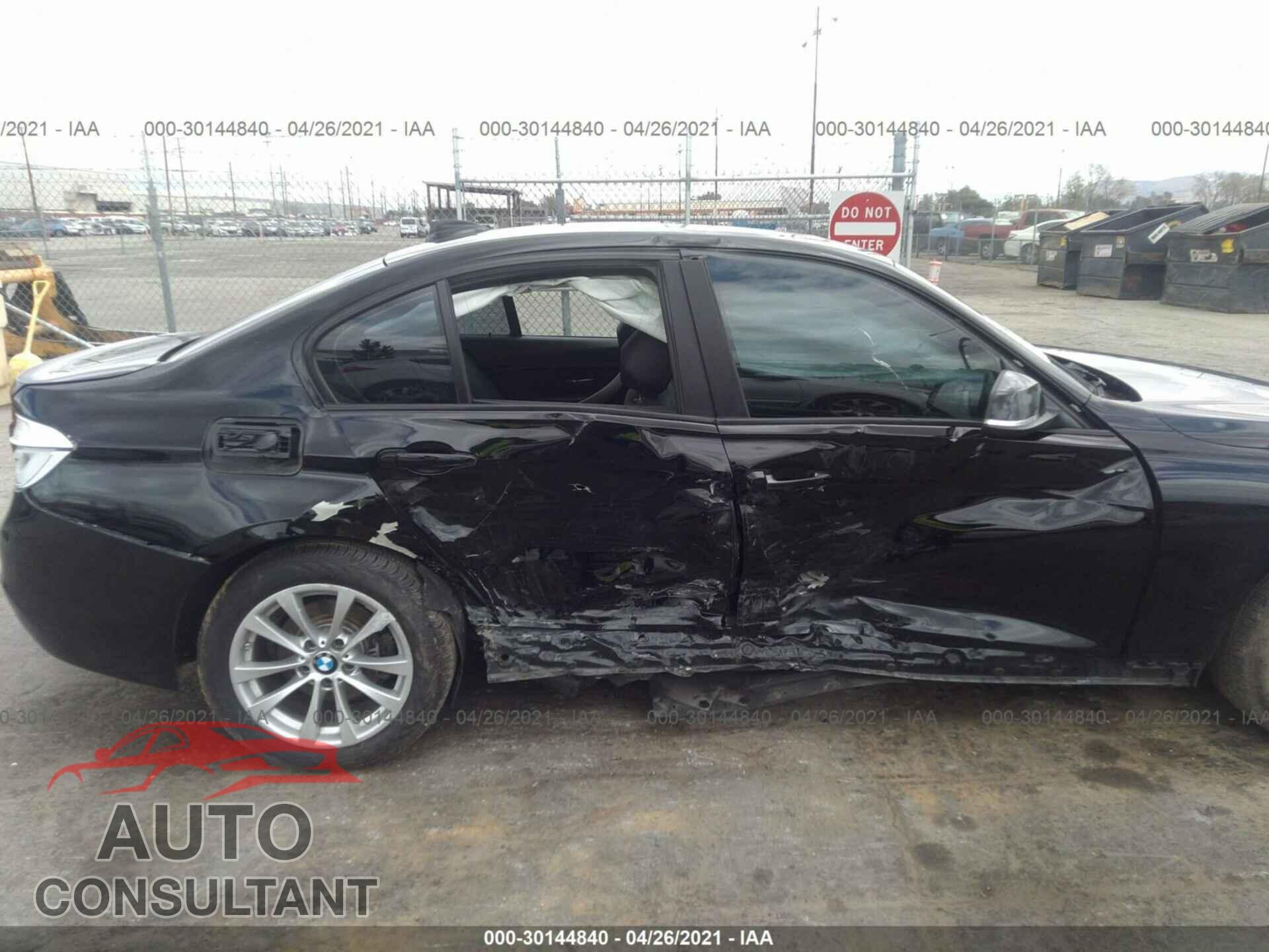 BMW 3 SERIES 2016 - WBA8E1G57GNT37769