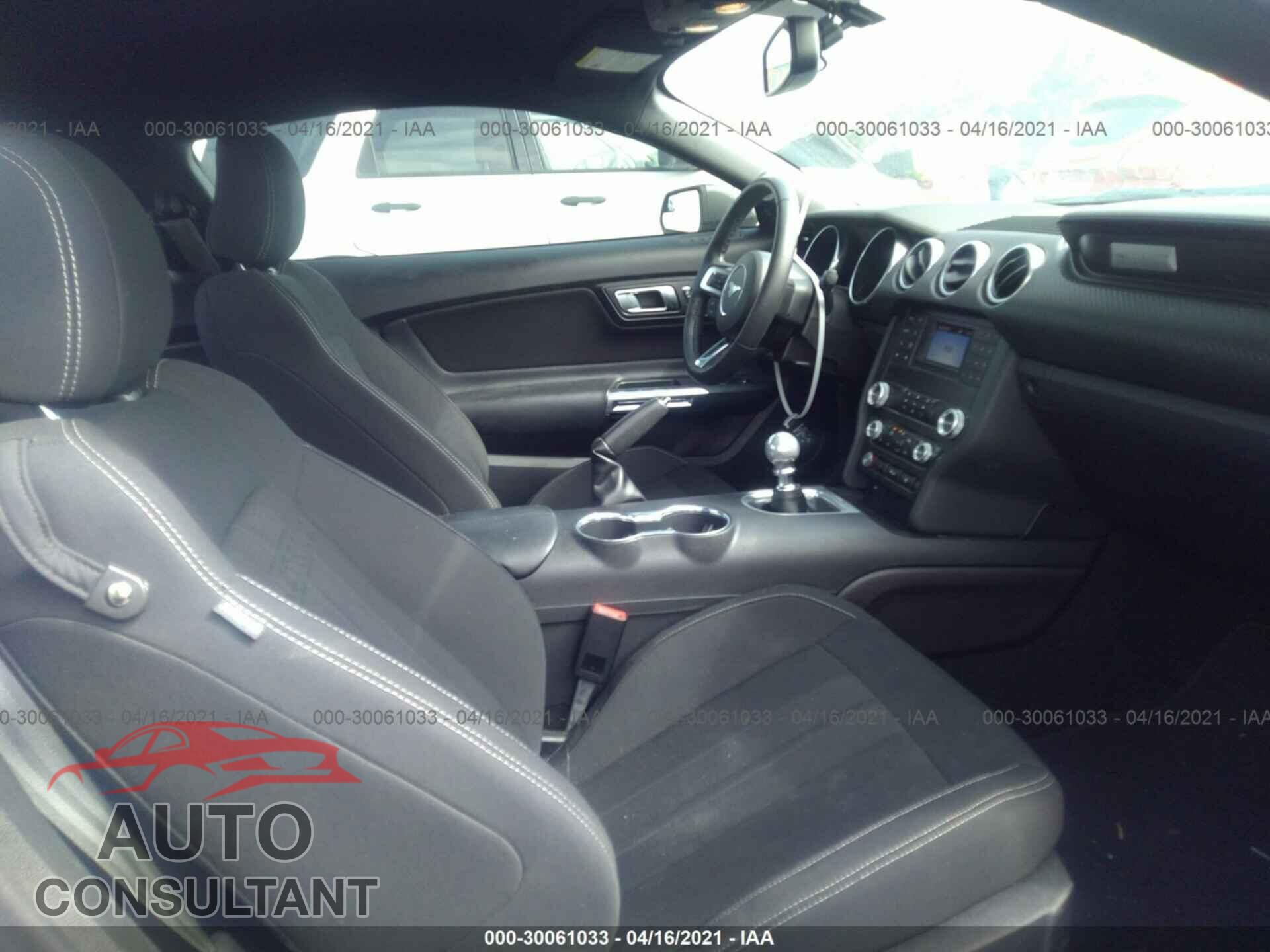 FORD MUSTANG 2019 - 1FA6P8TH8K5153100