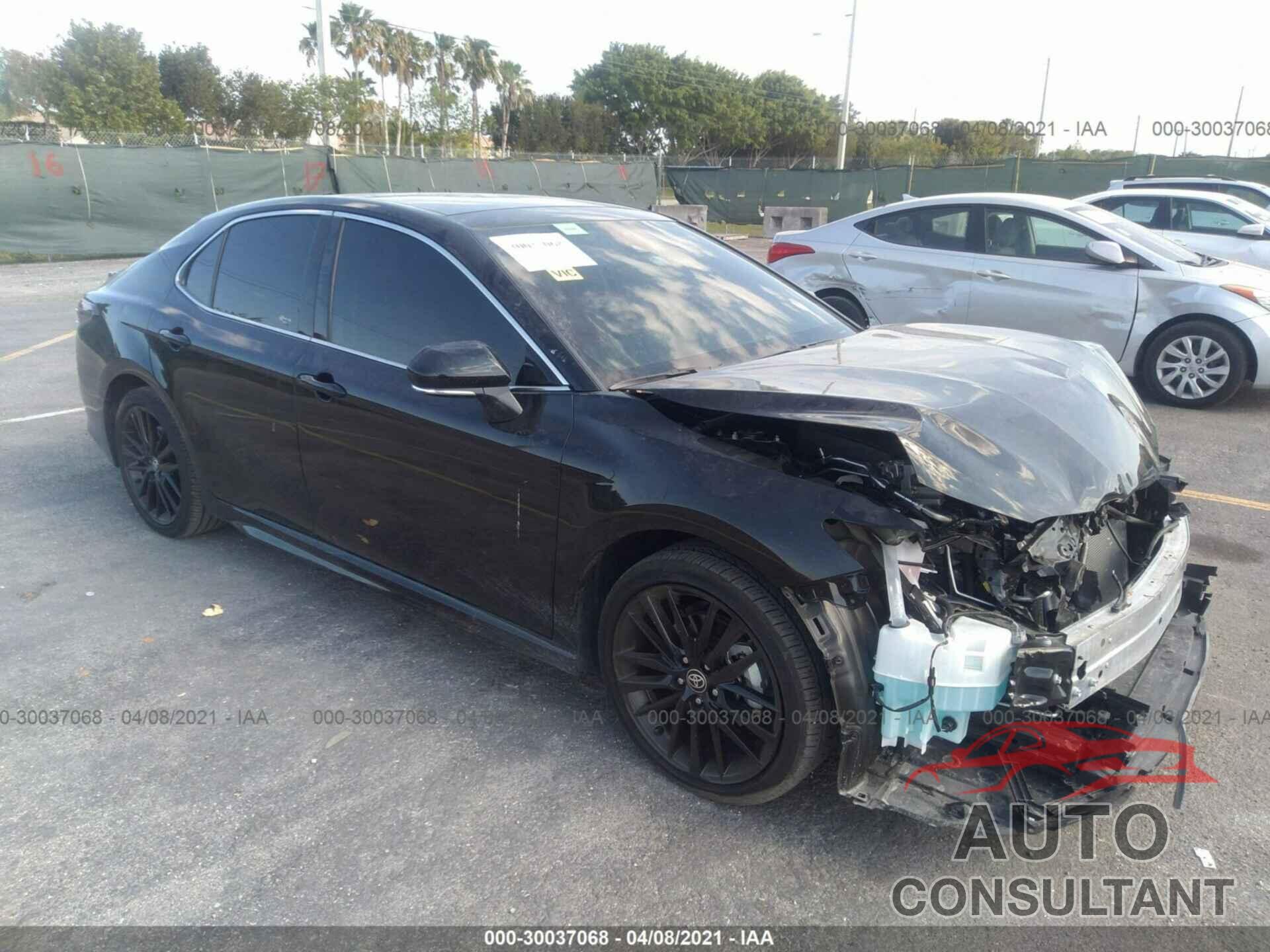 TOYOTA CAMRY 2021 - 4T1K61AK4MU415734