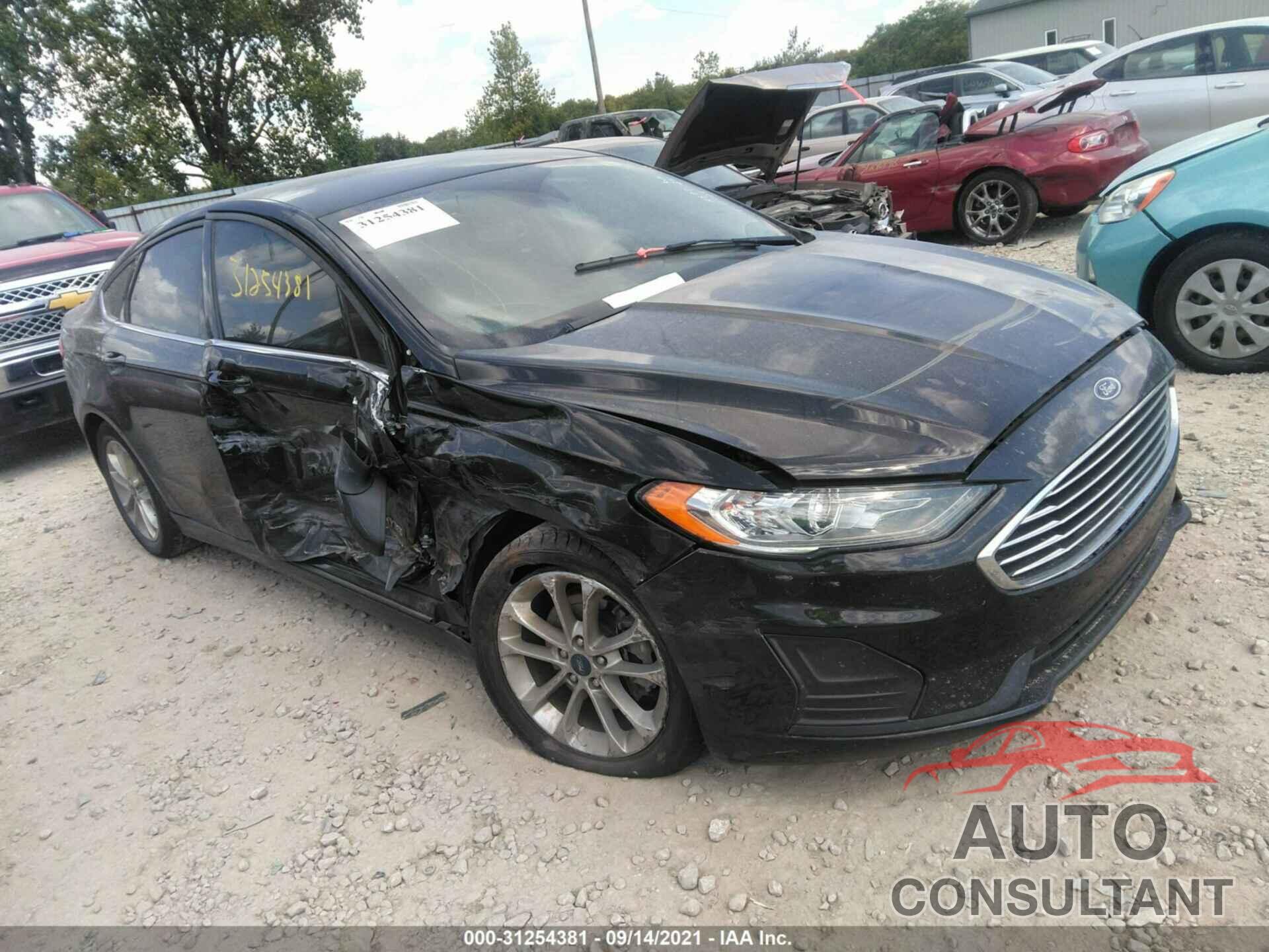 FORD FUSION HYBRID 2019 - 3FA6P0LU9KR222548