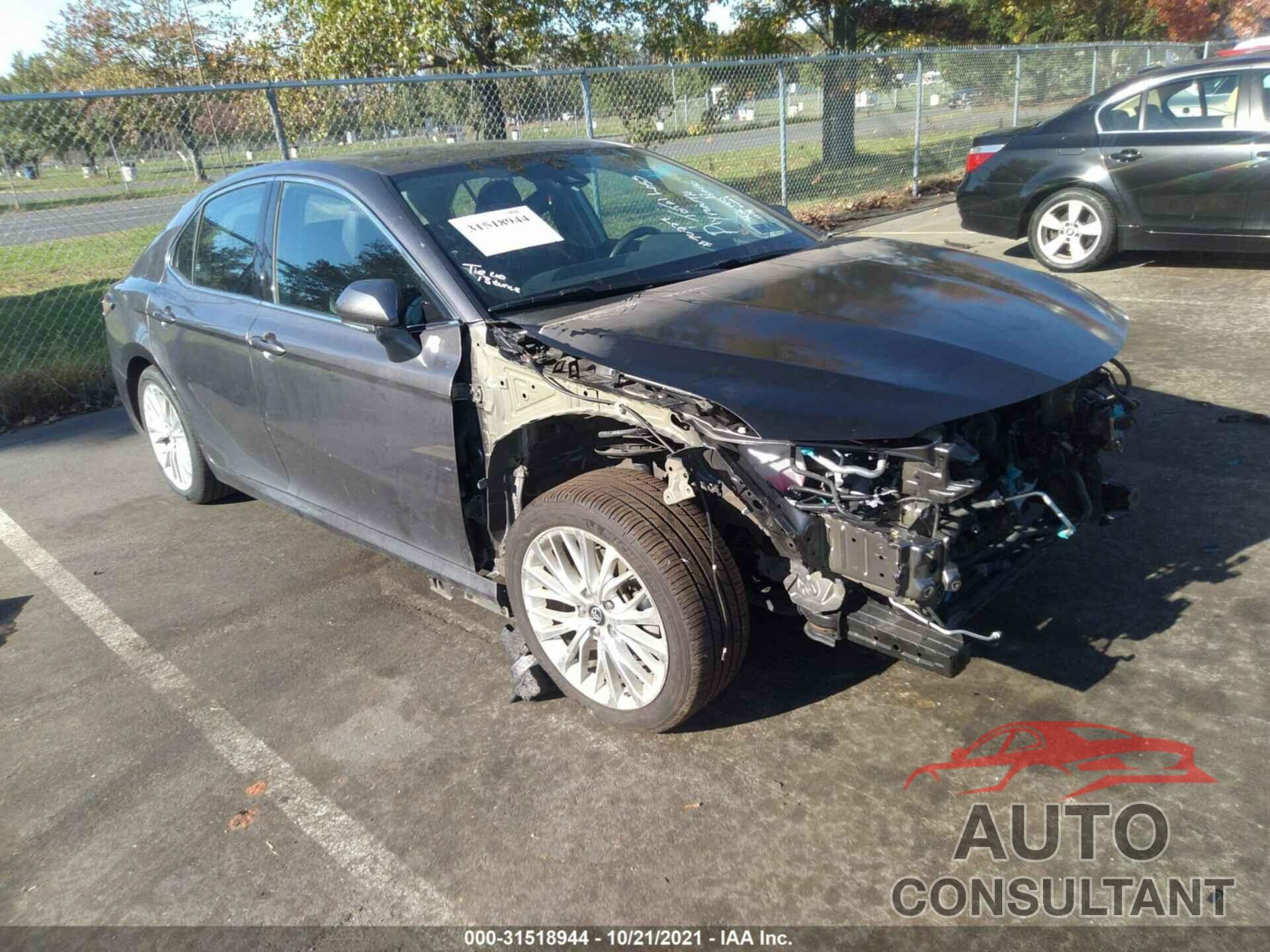 TOYOTA CAMRY 2019 - 4T1B21HK5KU512892