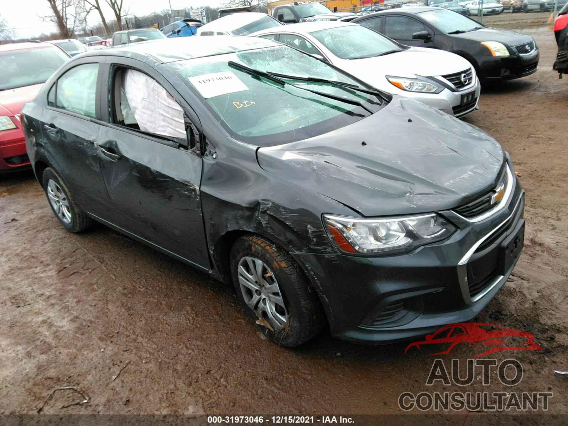 CHEVROLET SONIC 2017 - 1G1JB5SG8H4167029