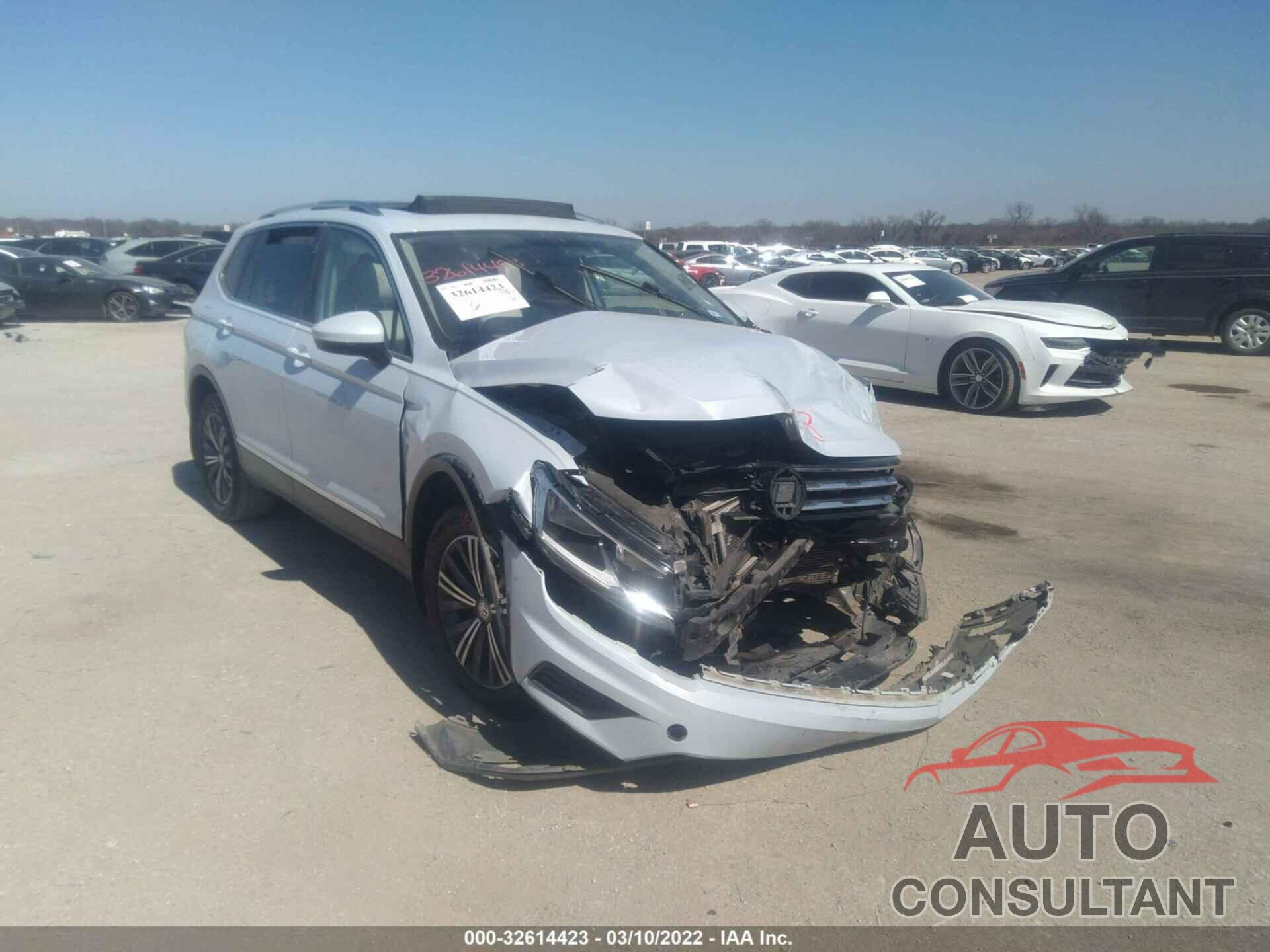 VOLKSWAGEN TIGUAN 2018 - 3VV3B7AX4JM094301