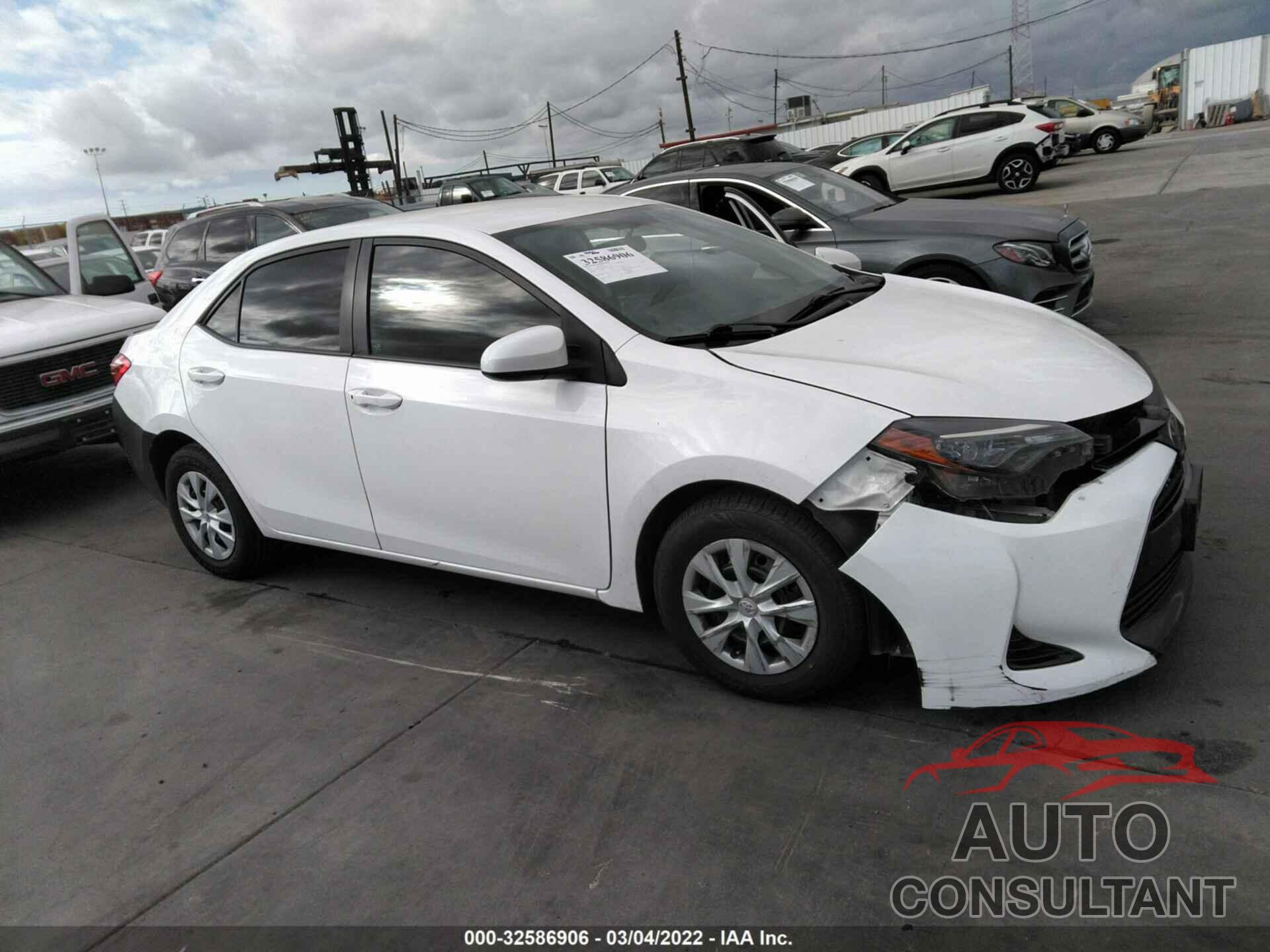 TOYOTA COROLLA 2017 - 5YFBURHE7HP703310