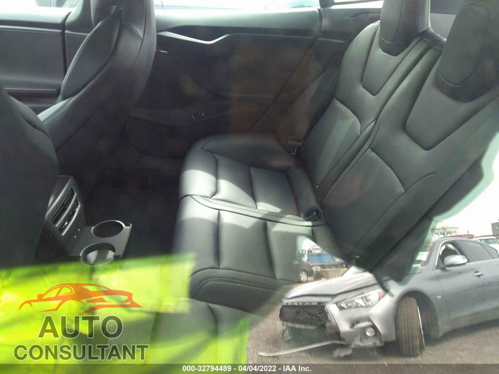 TESLA MODEL S 2019 - 5YJSA1E48KF312322