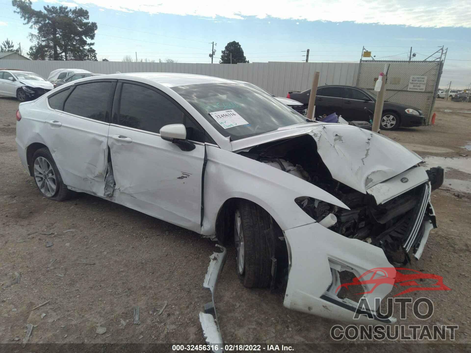 FORD FUSION 2020 - 3FA6P0HD0LR226854