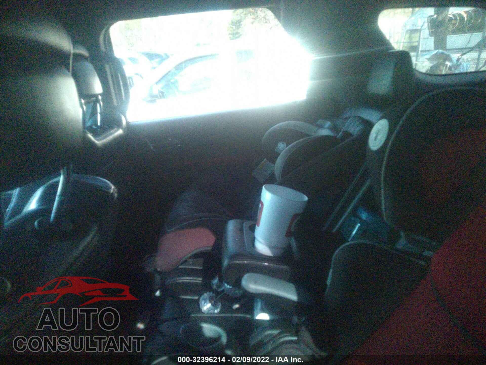 DODGE DURANGO 2019 - 1C4SDJCT8KC575957