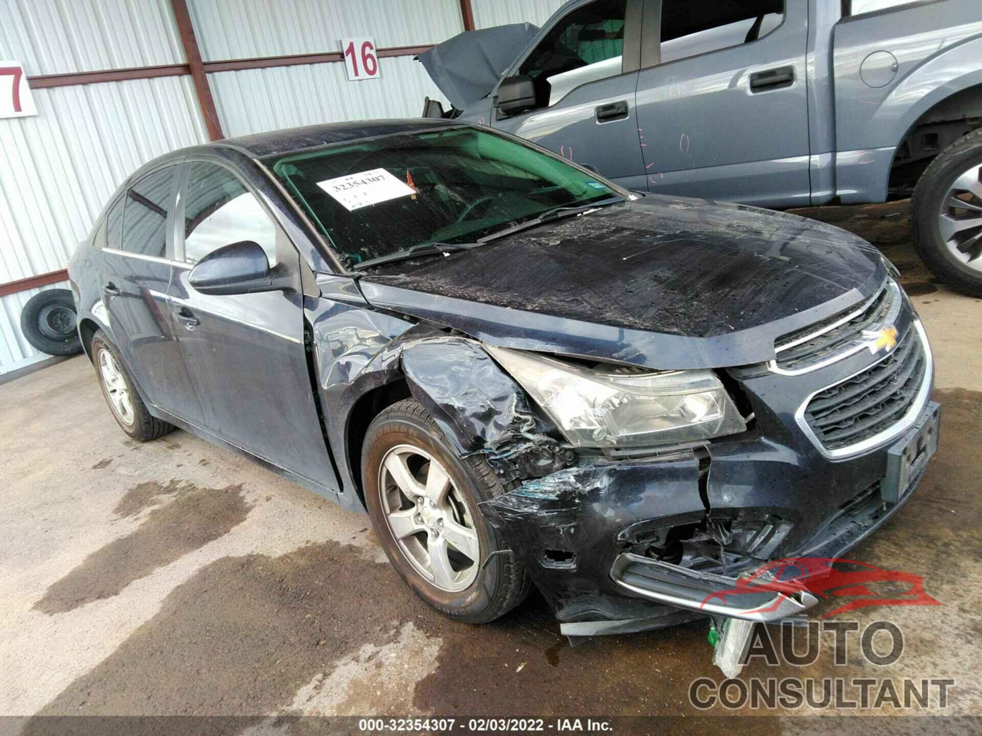 CHEVROLET CRUZE LIMITED 2016 - 1G1PE5SB6G7159837