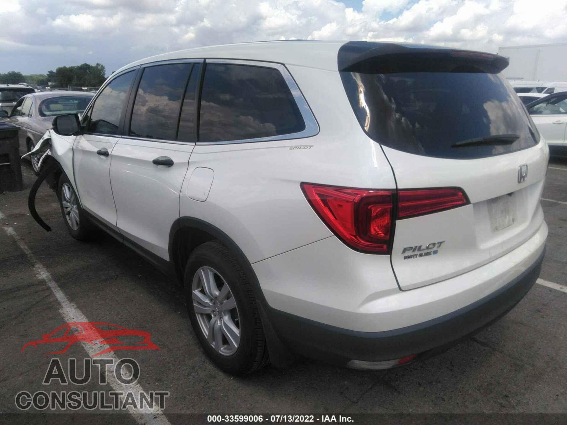 HONDA PILOT 2017 - 5FNYF5H15HB044486