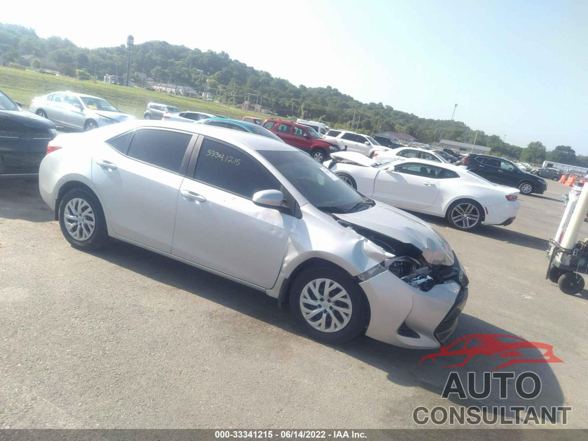 TOYOTA COROLLA 2018 - 2T1BURHE3JC017478