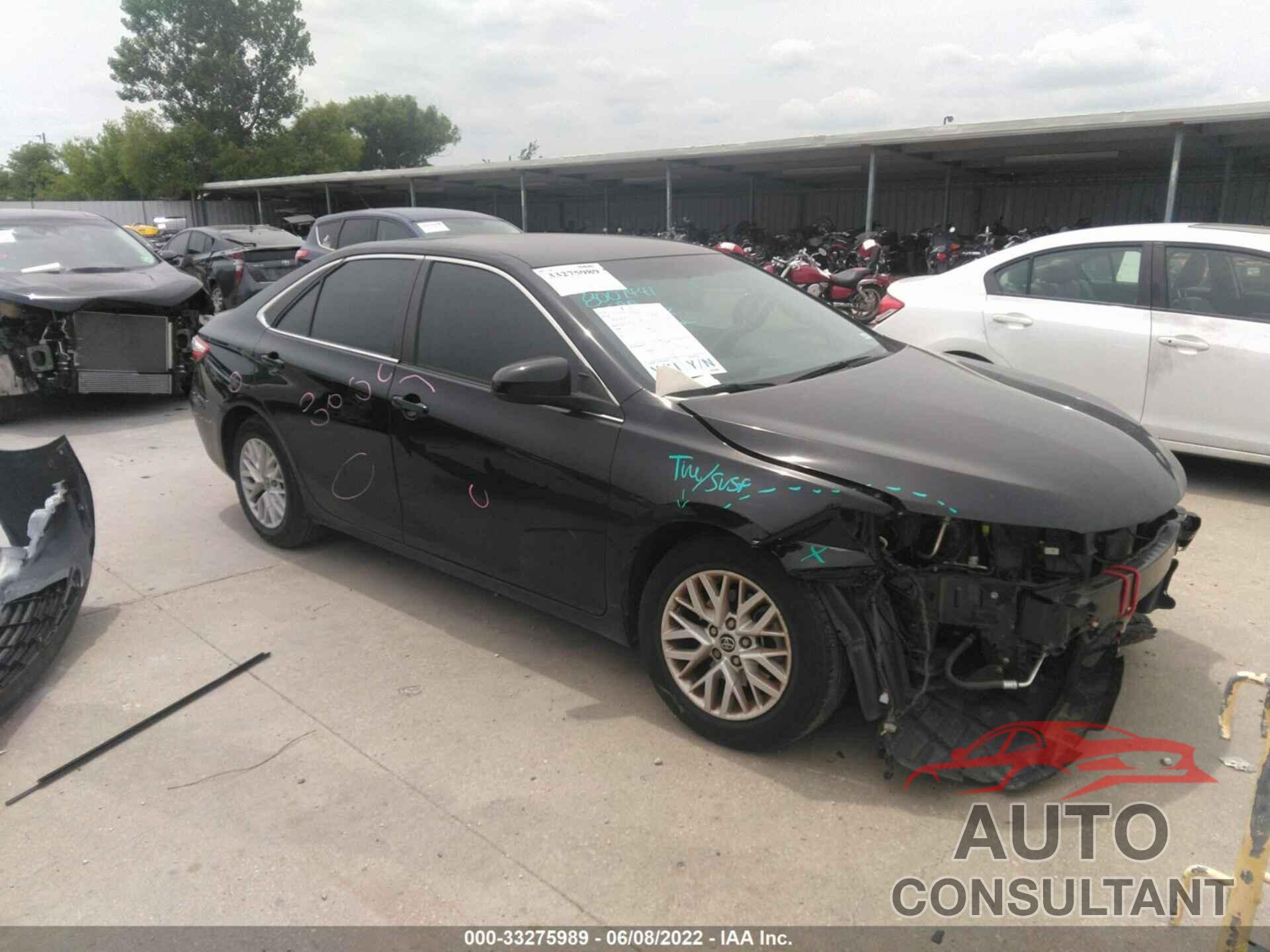TOYOTA CAMRY 2016 - 4T4BF1FK3GR527069