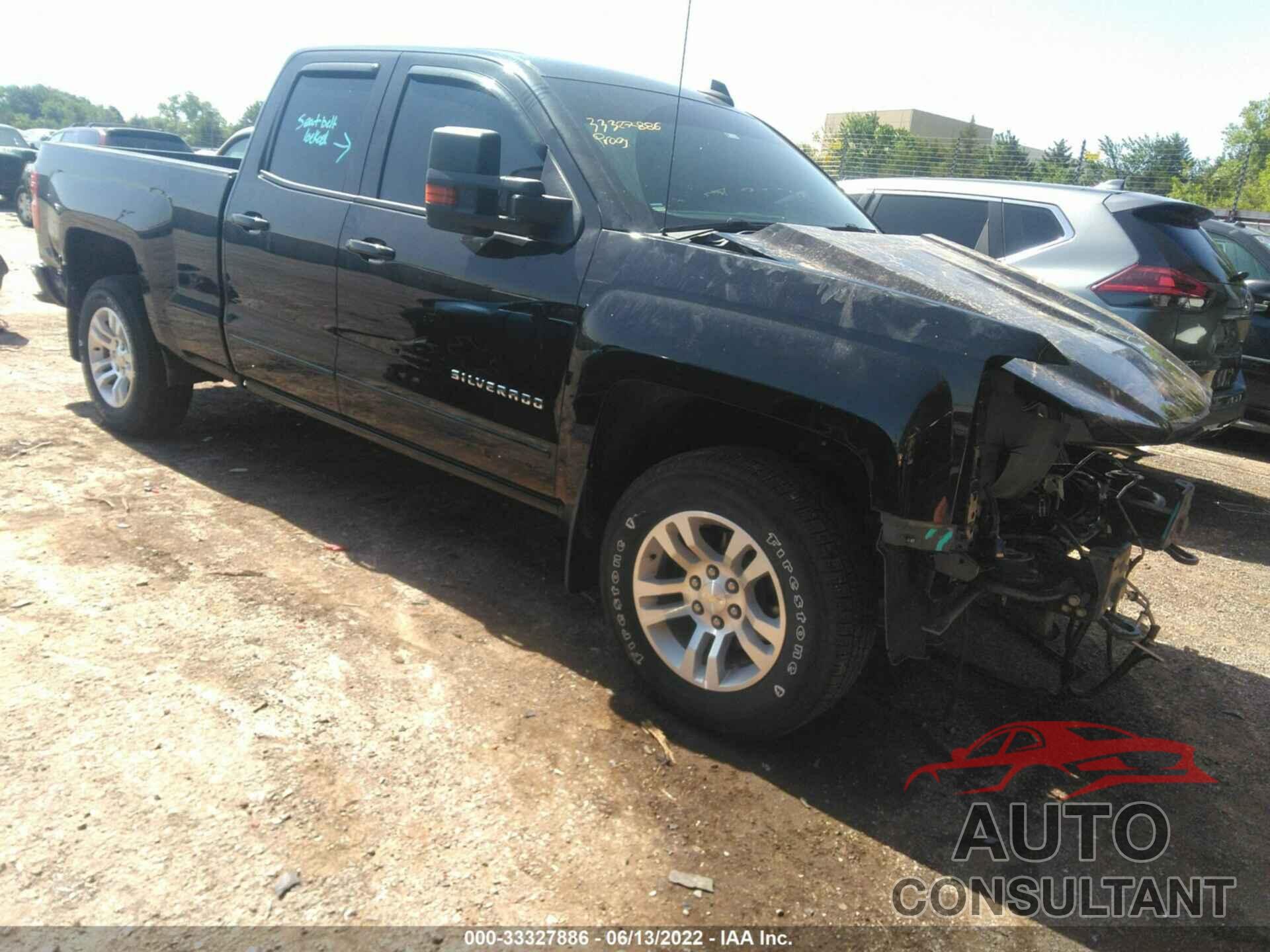 CHEVROLET SILVERADO 1500 2018 - 1GCVKREC7JZ341691