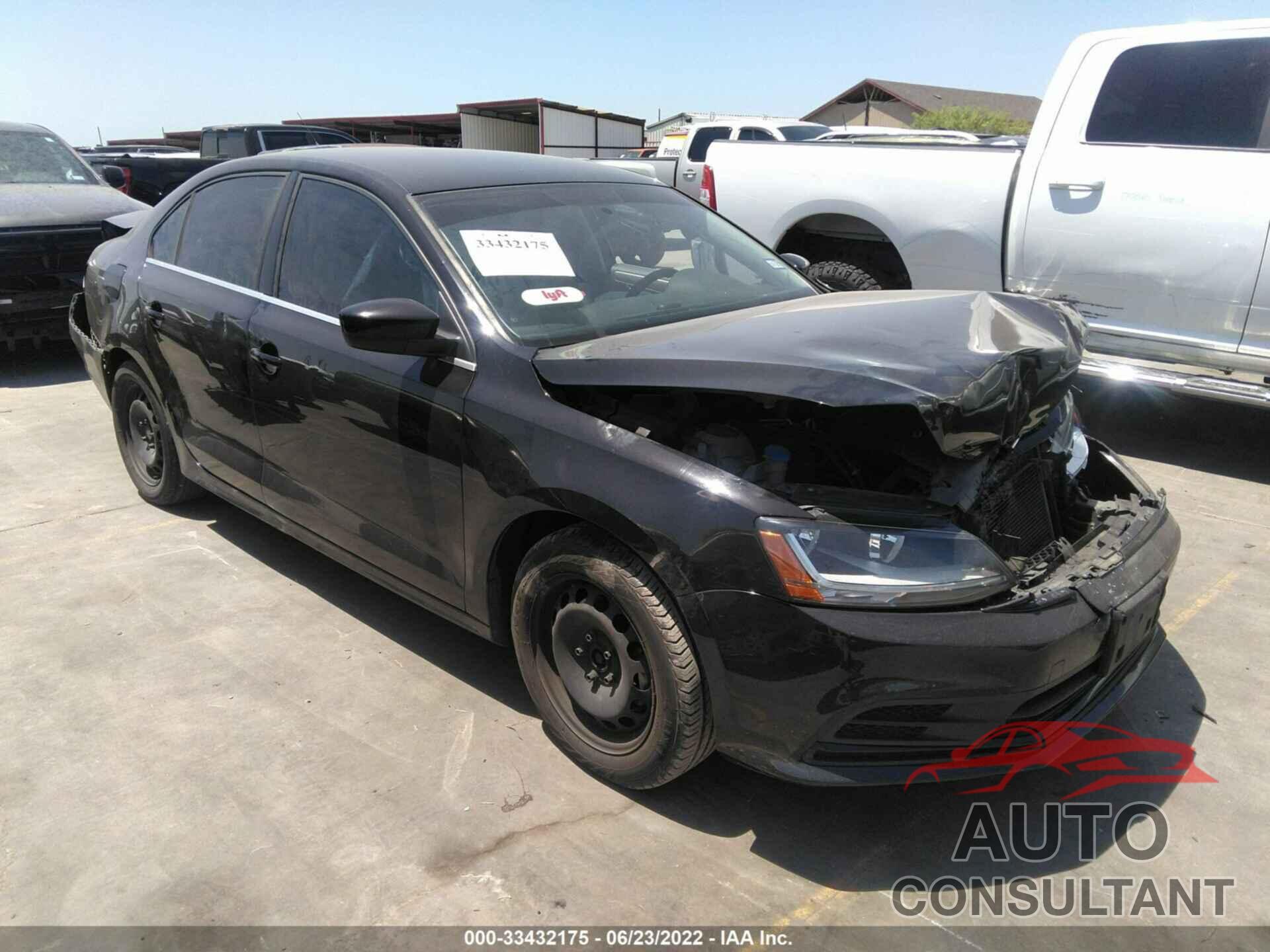 VOLKSWAGEN JETTA 2017 - 3VW2B7AJ4HM317935