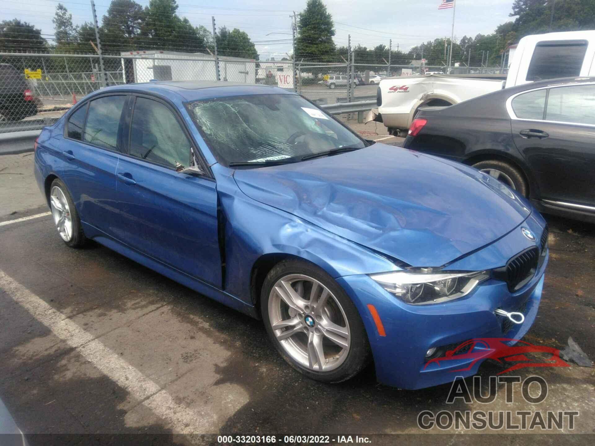 BMW 3 SERIES 2018 - WBA8B9G58JNU96928