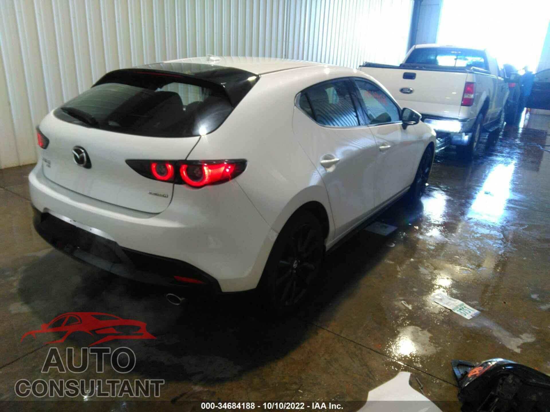 MAZDA MAZDA3 HATCHBACK 2021 - JM1BPBML2M1347401