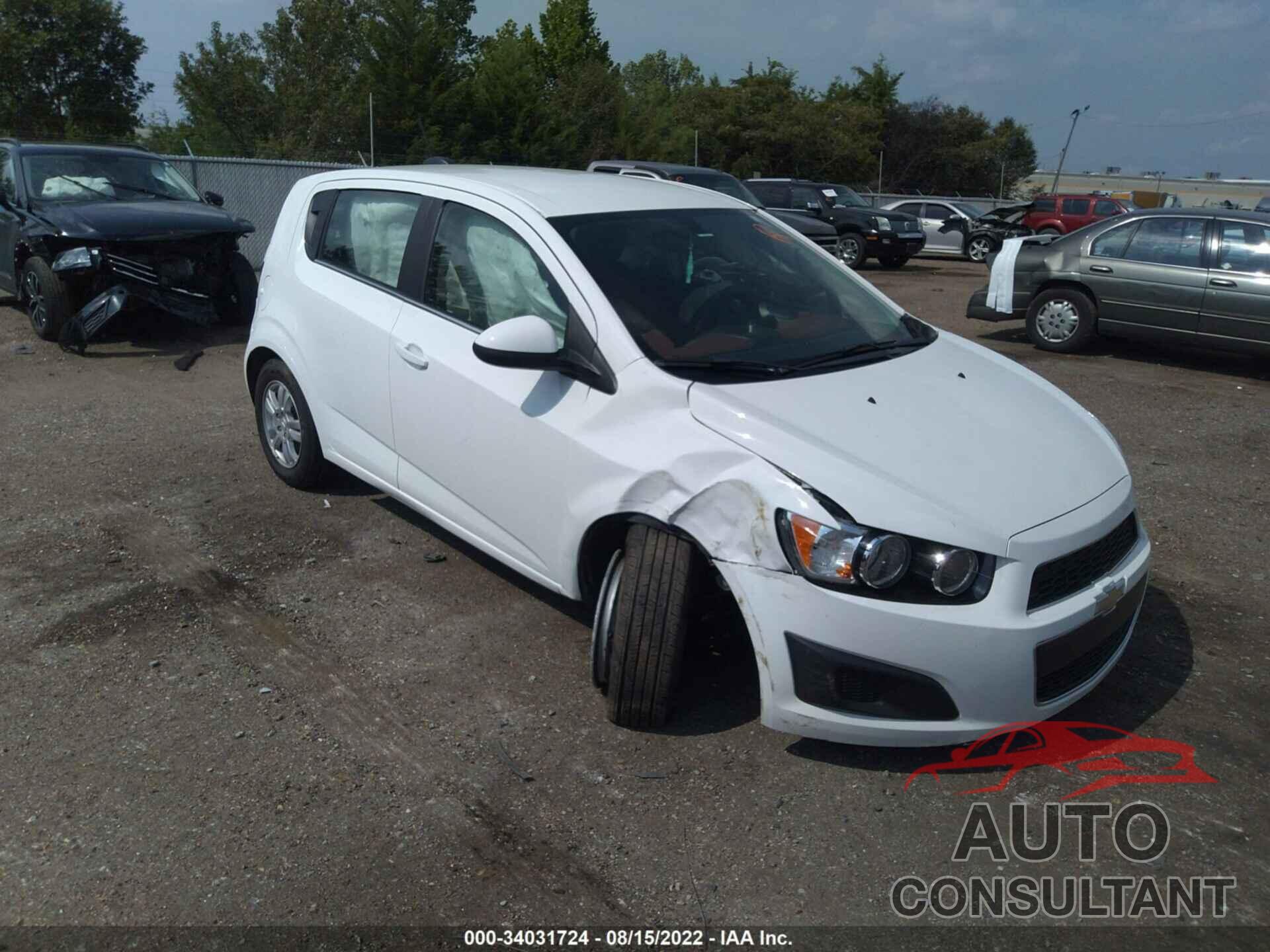 CHEVROLET SONIC 2016 - 1G1JC6SHXG4162456