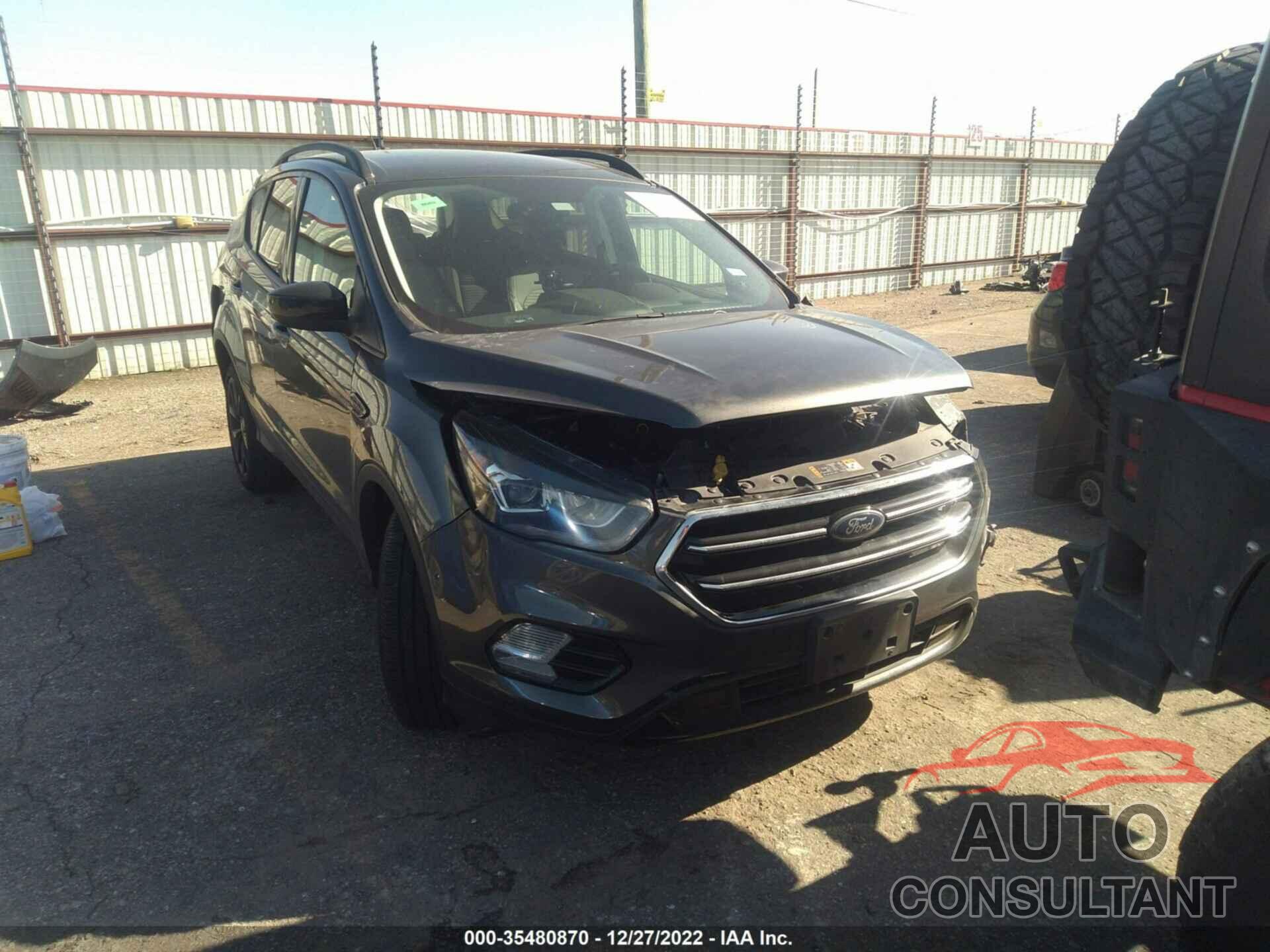 FORD ESCAPE 2019 - 1FMCU0GD2KUA17576
