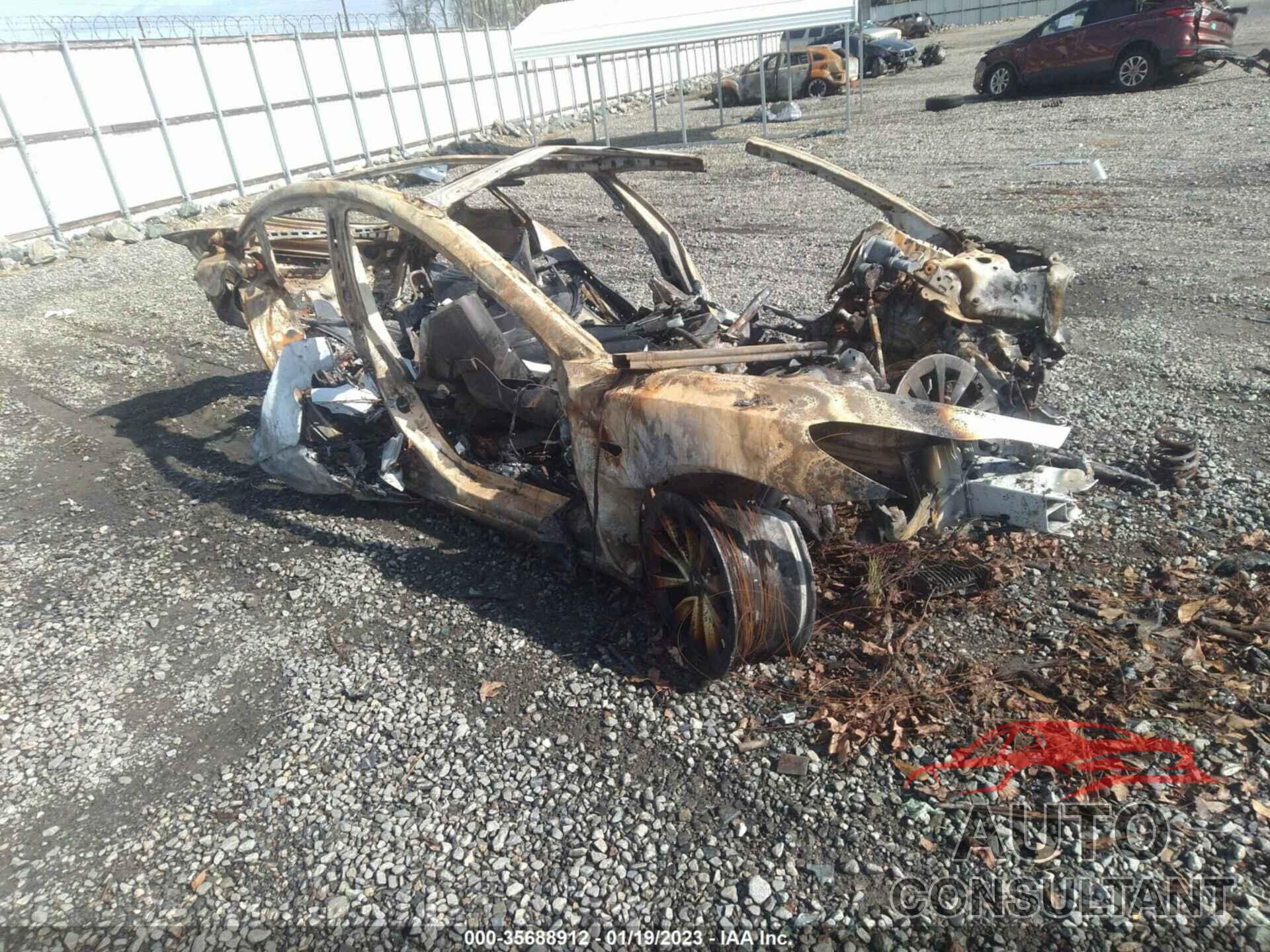 TESLA MODEL 3 2022 - 5YJ3E1EB6NF124071