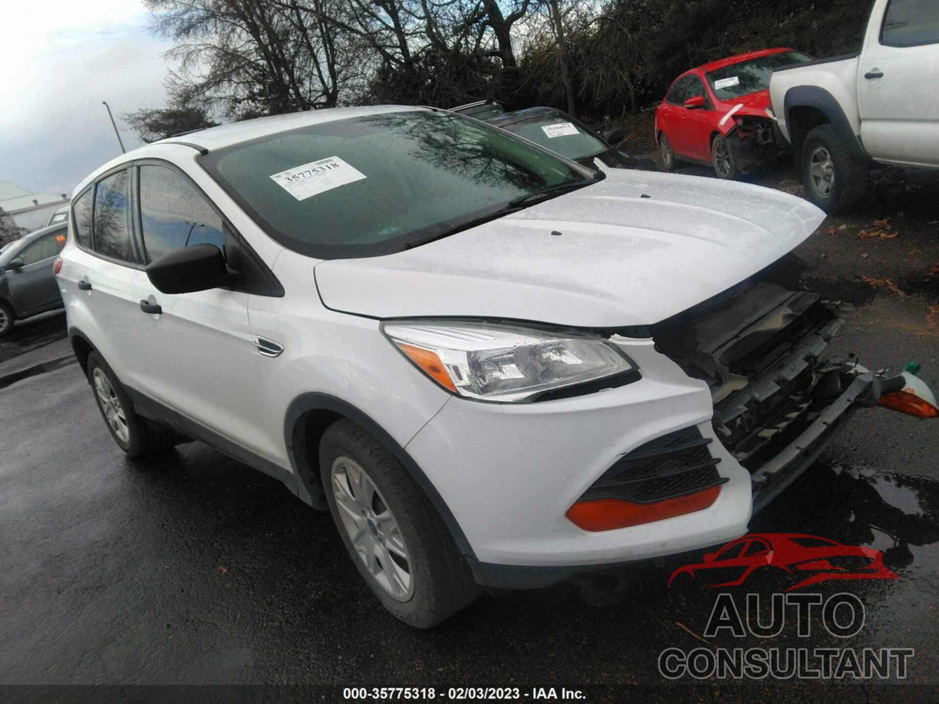 FORD ESCAPE 2015 - 1FMCU0F70FUB96413