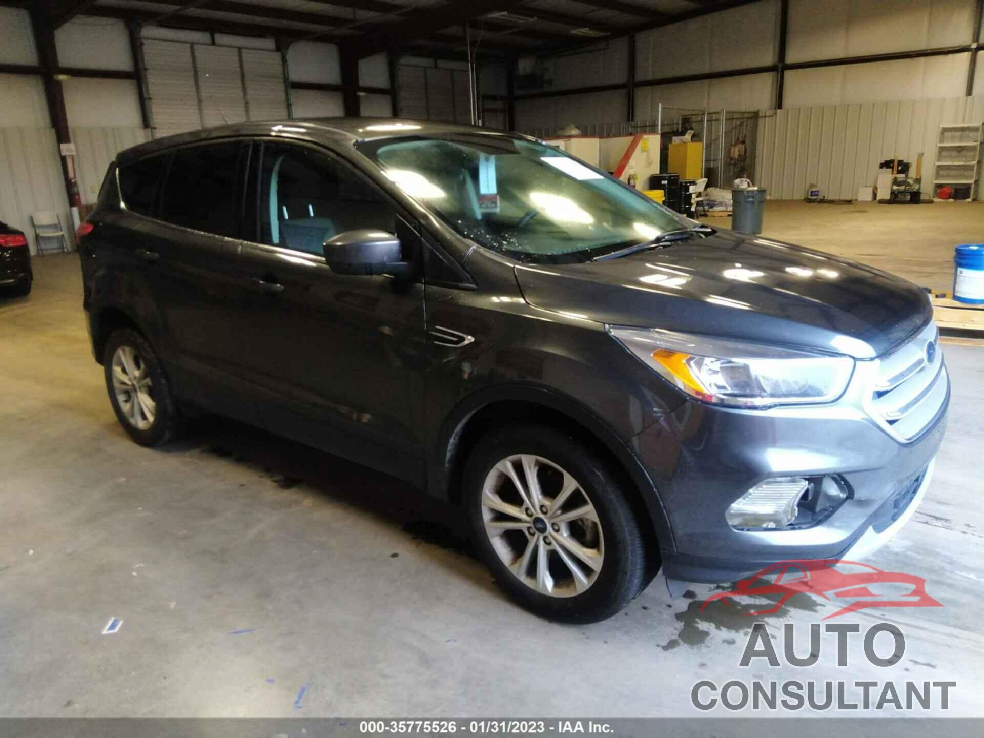 FORD ESCAPE 2019 - 1FMCU0GD1KUC35475
