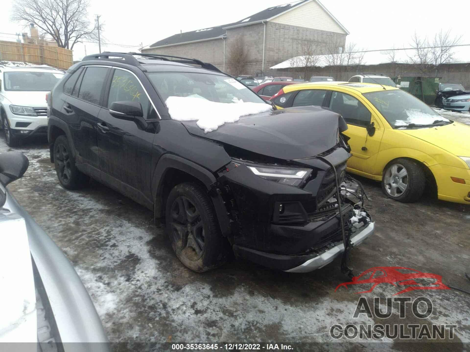 TOYOTA RAV4 2022 - 2T3J1RFV6NW253836