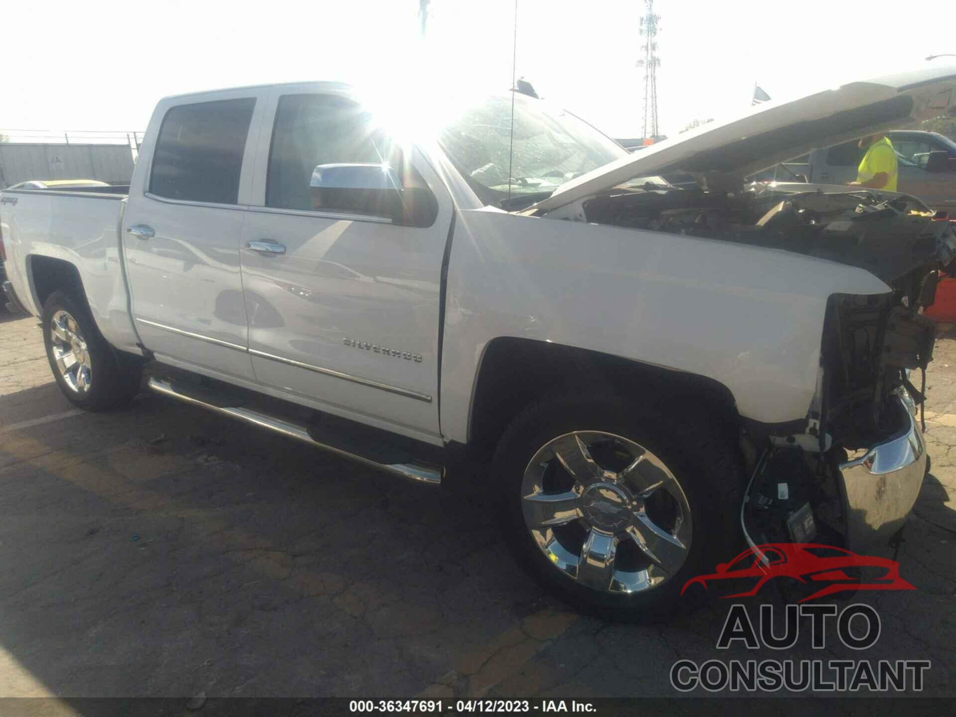 CHEVROLET SILVERADO 1500 2018 - 3GCUKSEC3JG275305