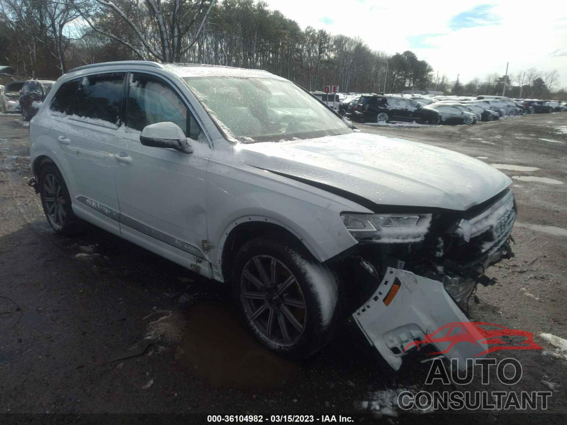 AUDI Q7 2018 - WA1LHAF70JD040082