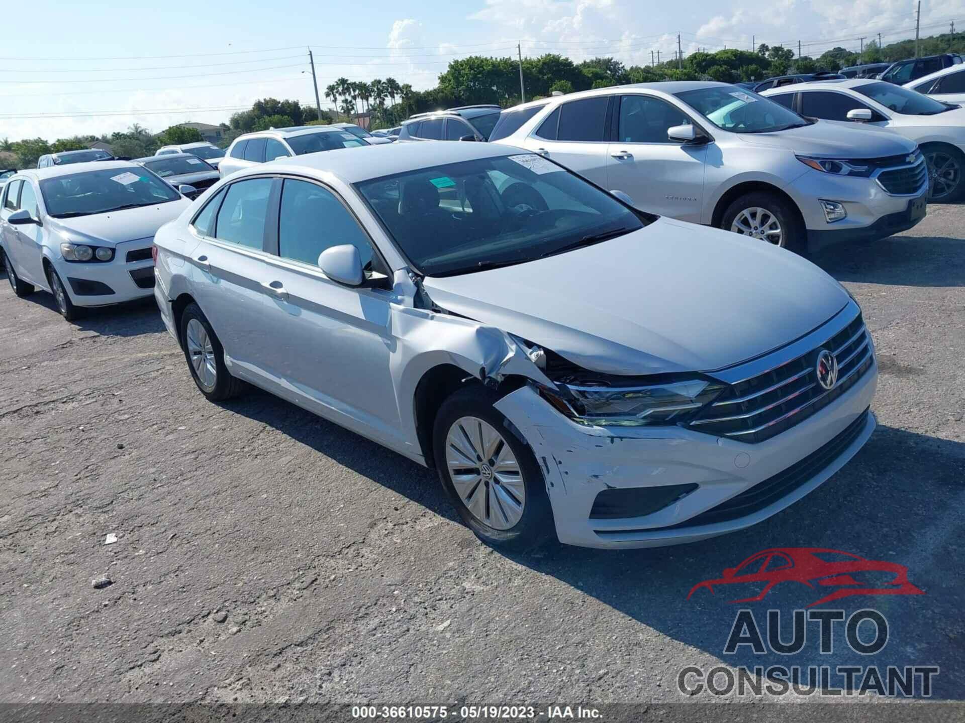 VOLKSWAGEN JETTA 2019 - 3VWC57BUXKM058928