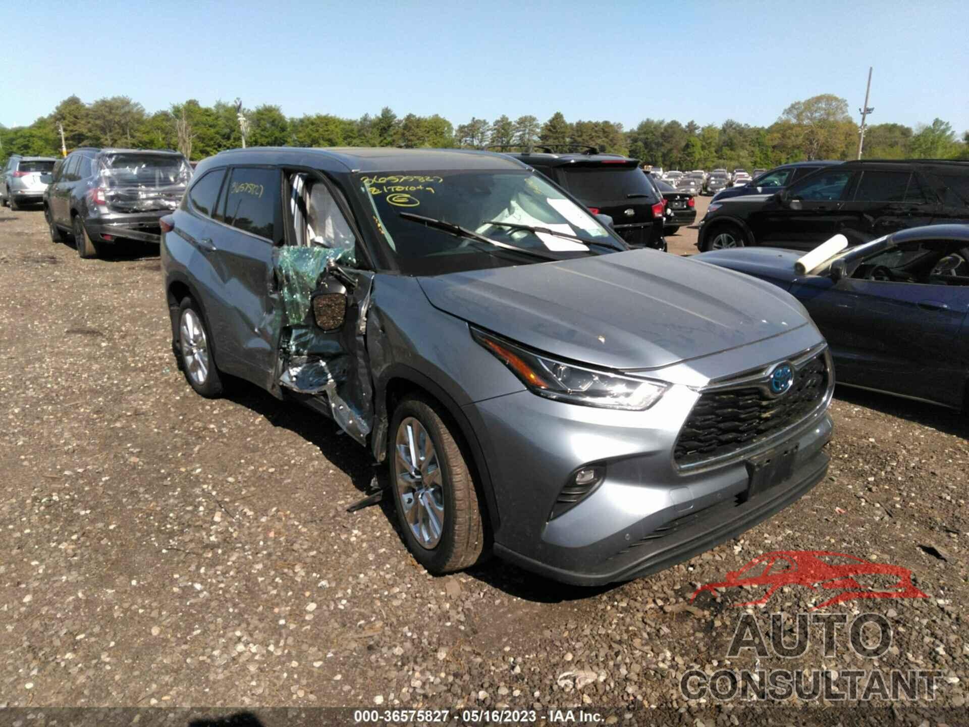 TOYOTA HIGHLANDER 2021 - 5TDDBRCH7MS024784