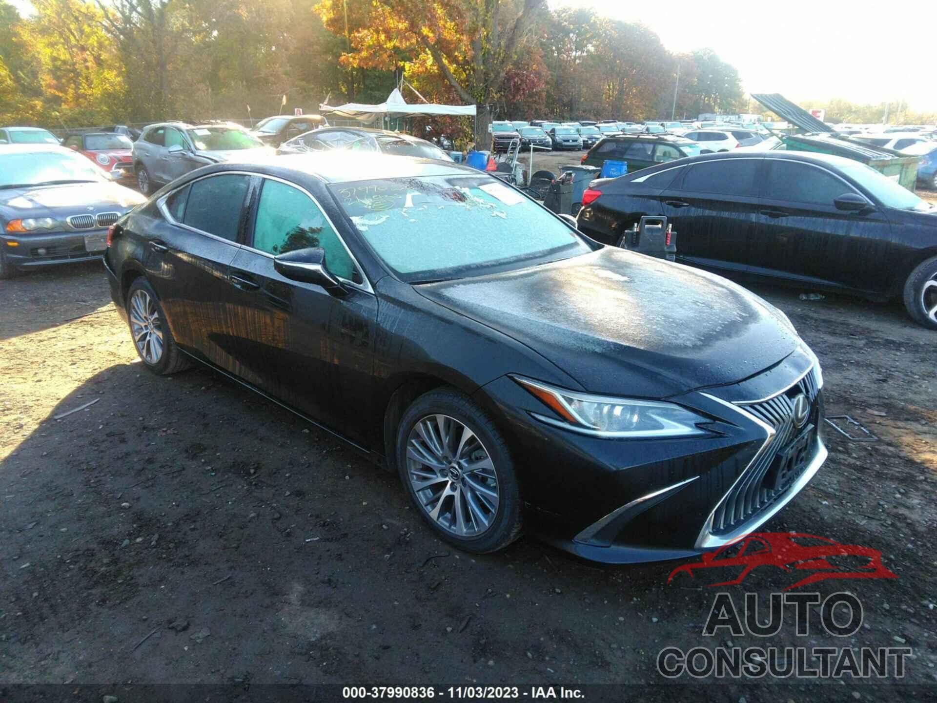 LEXUS ES 2021 - 58ADZ1B11MU105460