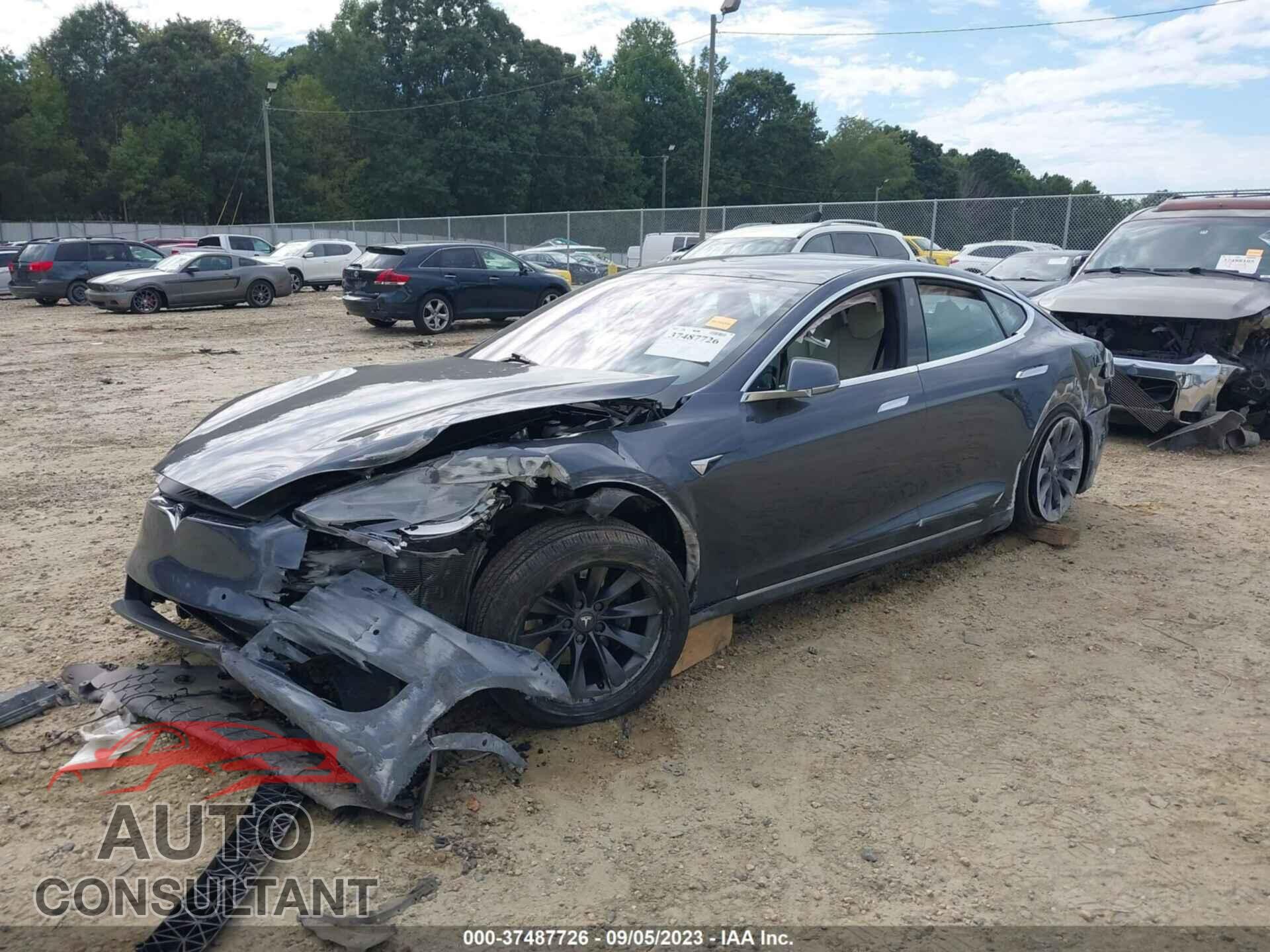 TESLA MODEL S 2020 - 5YJSA1E26LF395930