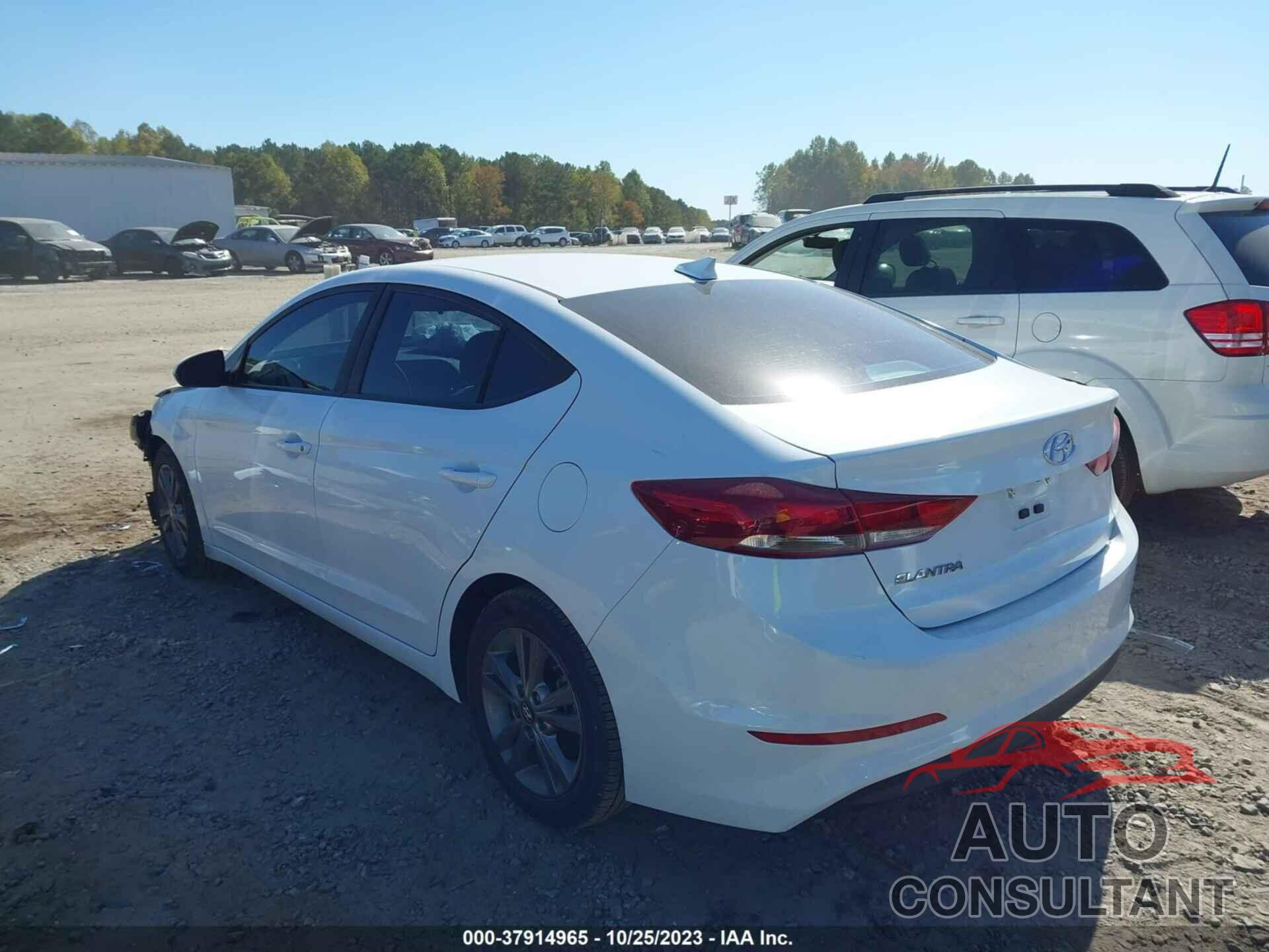 HYUNDAI ELANTRA 2018 - 5NPD84LF0JH235732