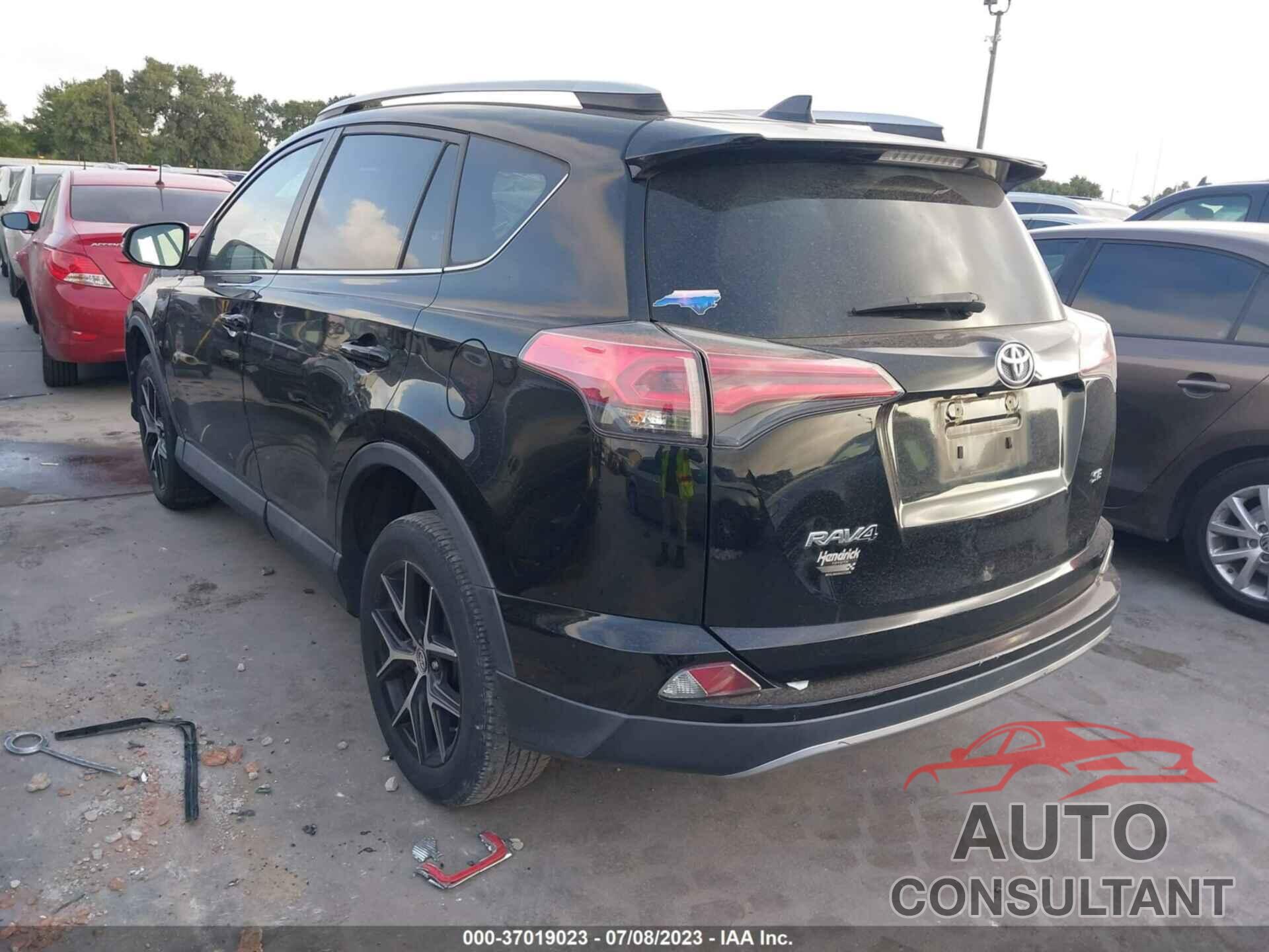 TOYOTA RAV4 2018 - 2T3NFREV9JW452555