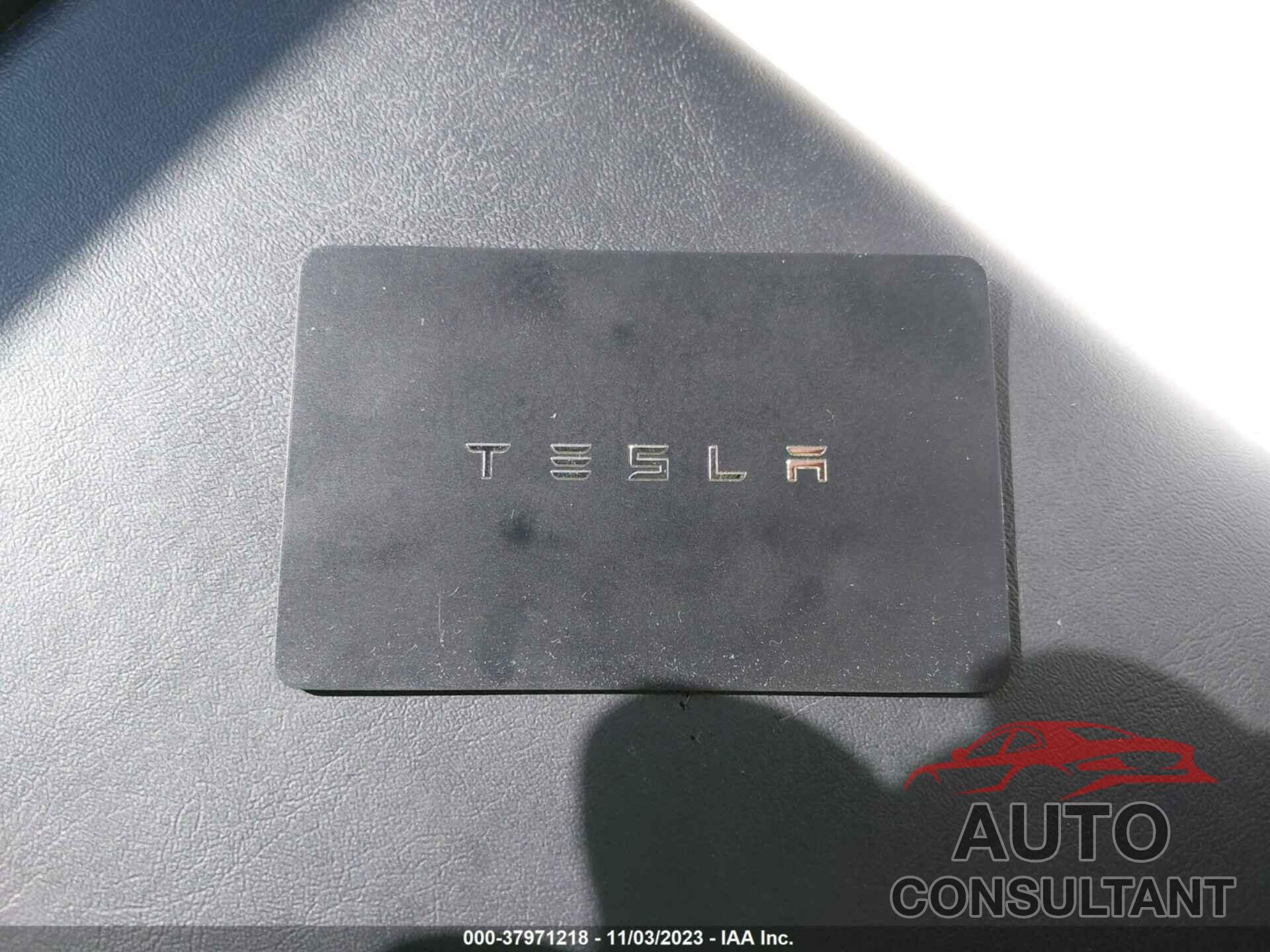 TESLA MODEL 3 2020 - 5YJ3E1EA3LF797811