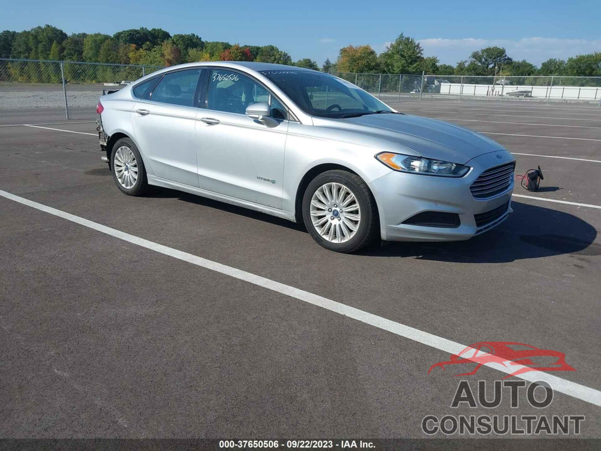 FORD FUSION 2015 - 3FA6P0LU3FR146833
