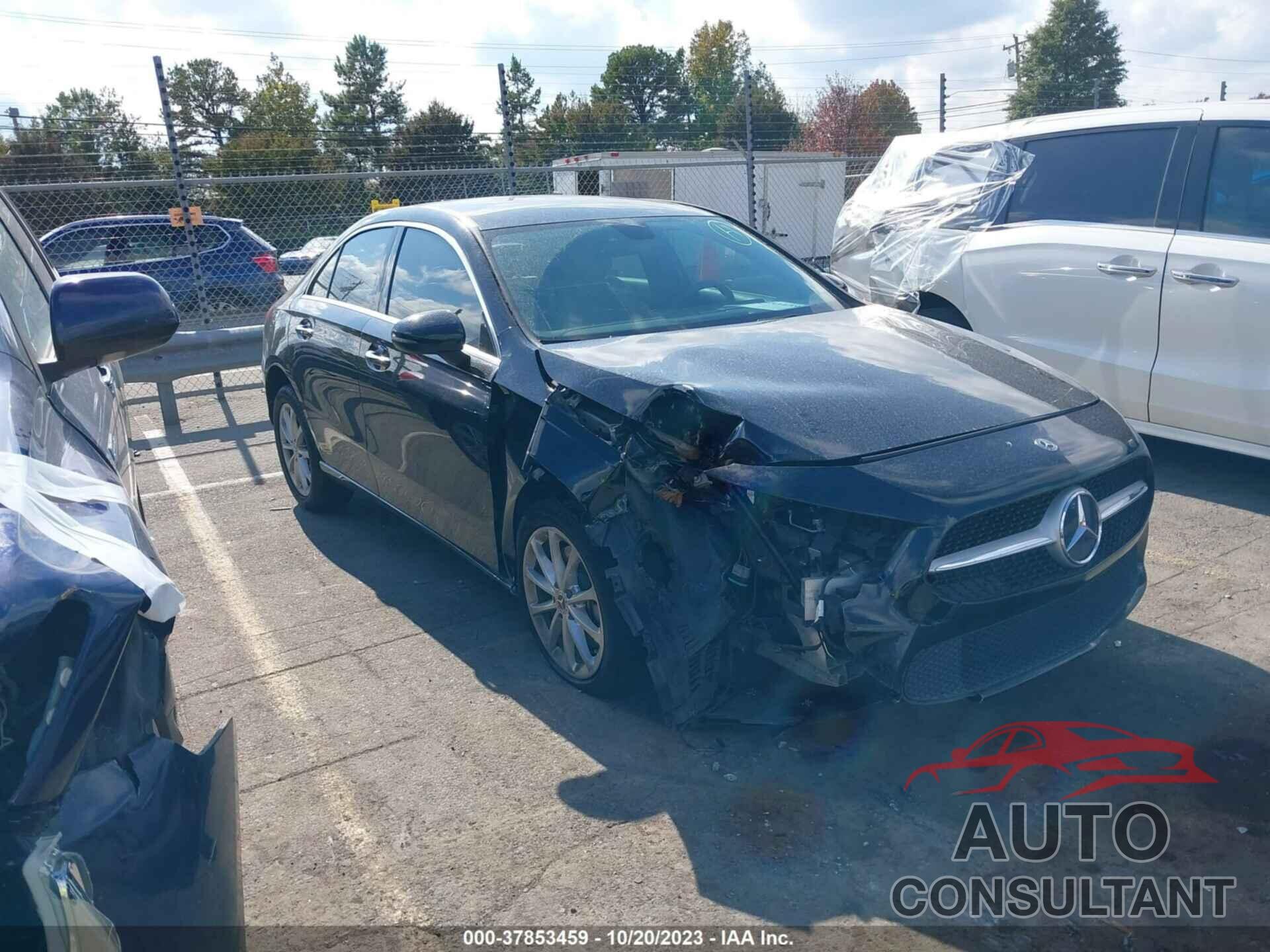 MERCEDES-BENZ A 220 2019 - WDD3G4EB3KW025989