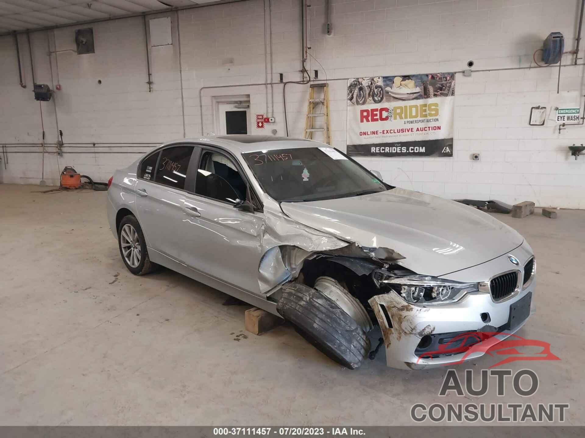 BMW 320I 2018 - WBA8E5G56JNV01737